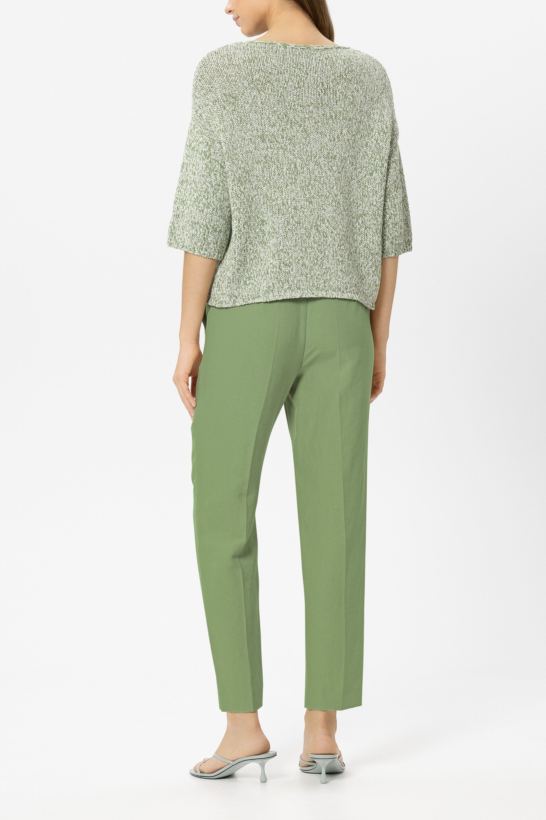 Tapered-Pants aus Leinen-Mix - moss green - Standard | Model Rück
