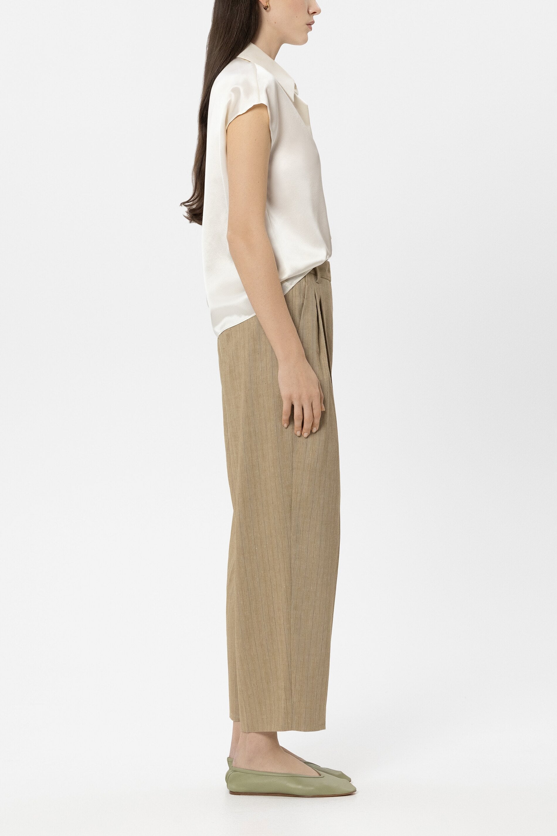 Tapered-Pants aus Leinen-Mix - sand - Standard | Model Seite