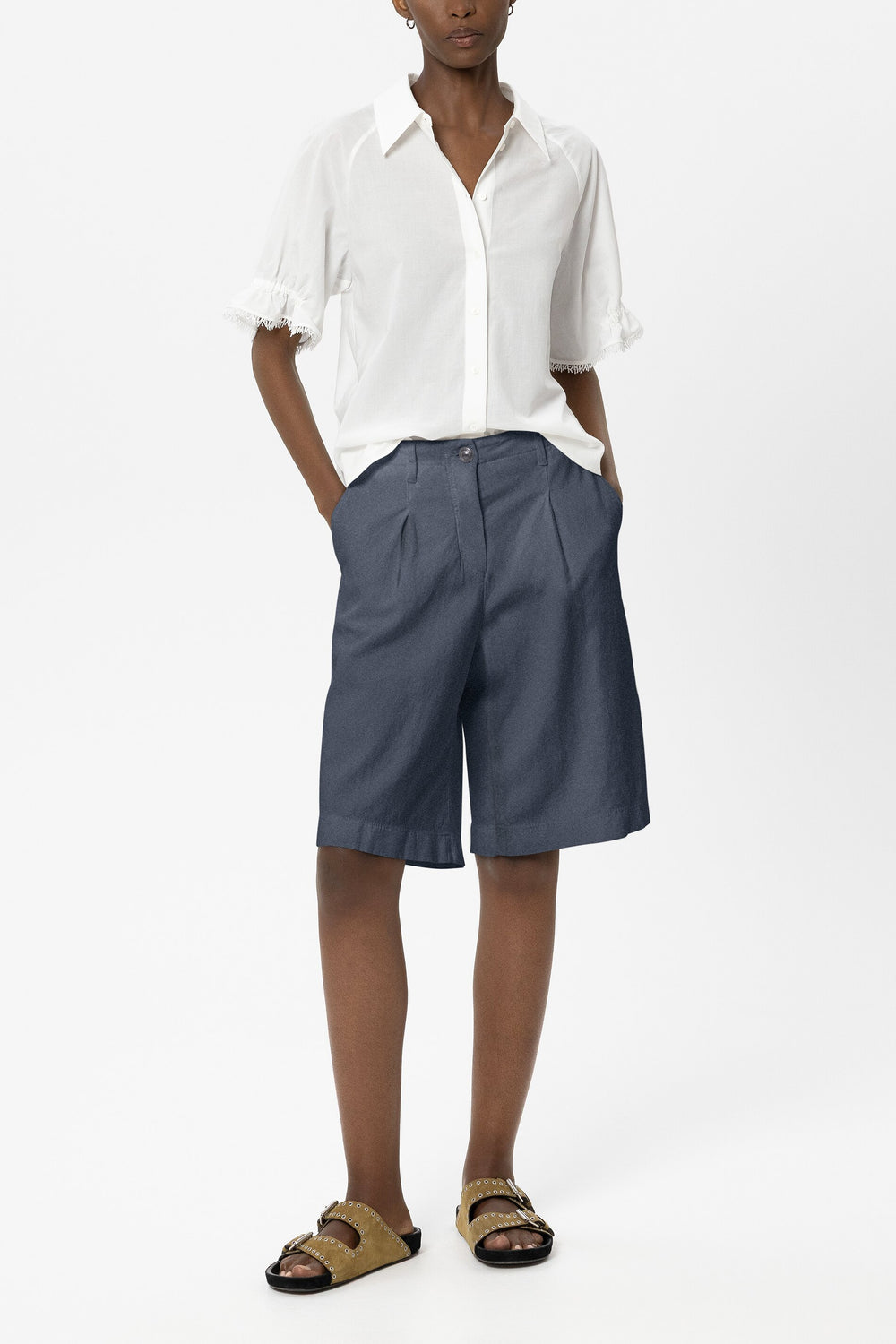Bermuda shorts in linen blend - tinted blue - Standard