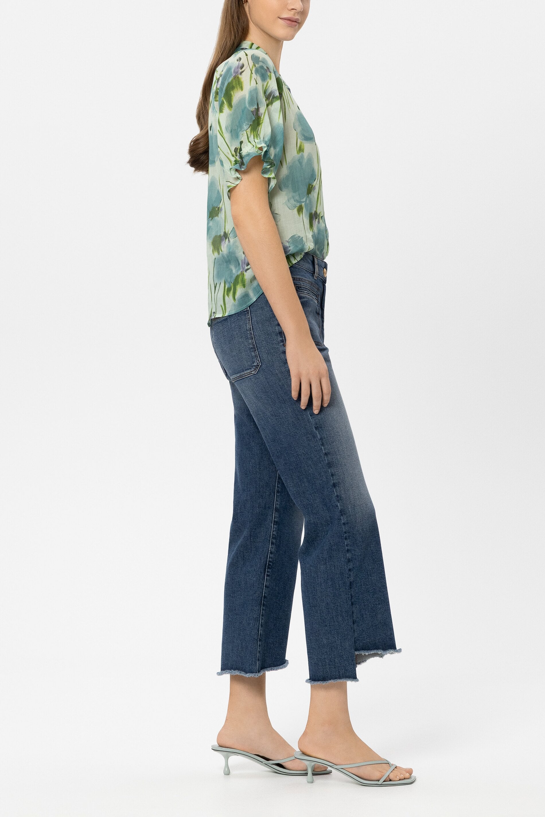 Babyflare-Stretch-Denim - denim blue - Standard | Model Seite