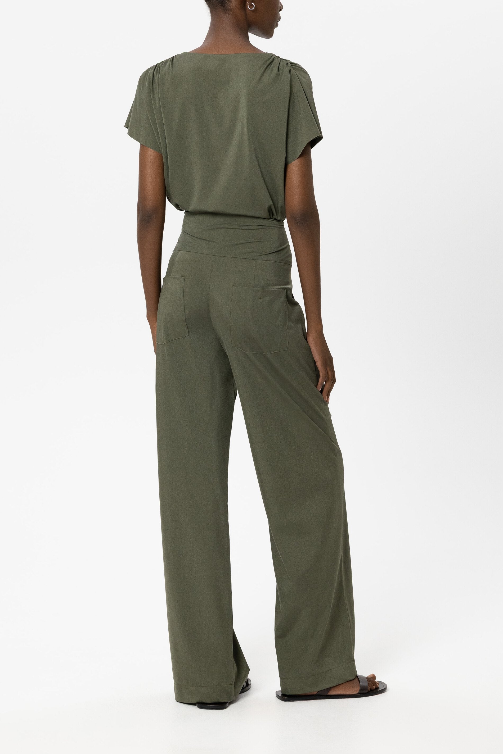 Softshell-Wideleg-Pants - khaki - Standard | Model Rück