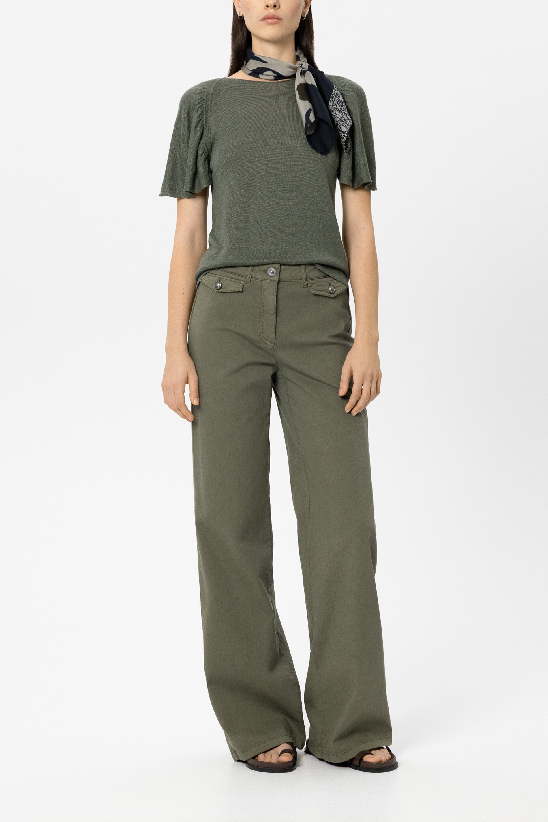 Wideleg-Denim - khaki - Standard | Model Front