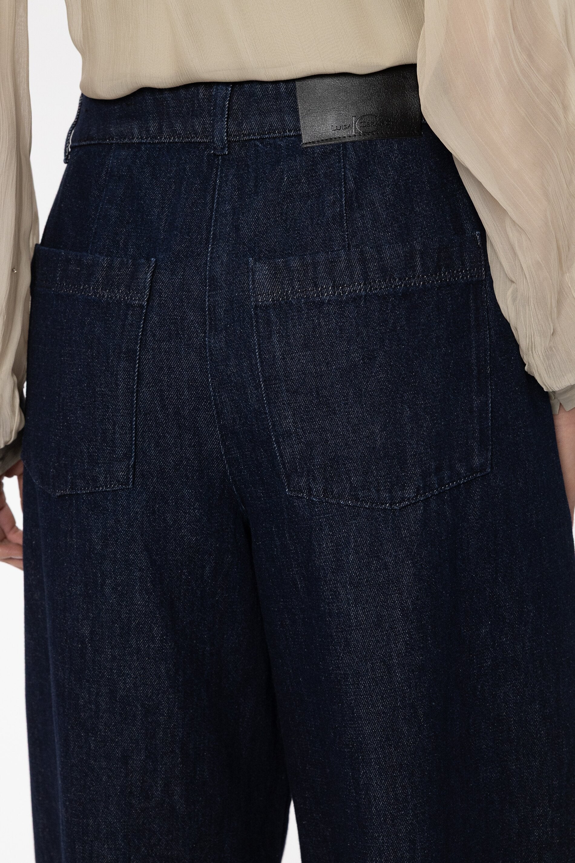 Authentic-Barrelleg-Denim - multi - Standard | Model Detail