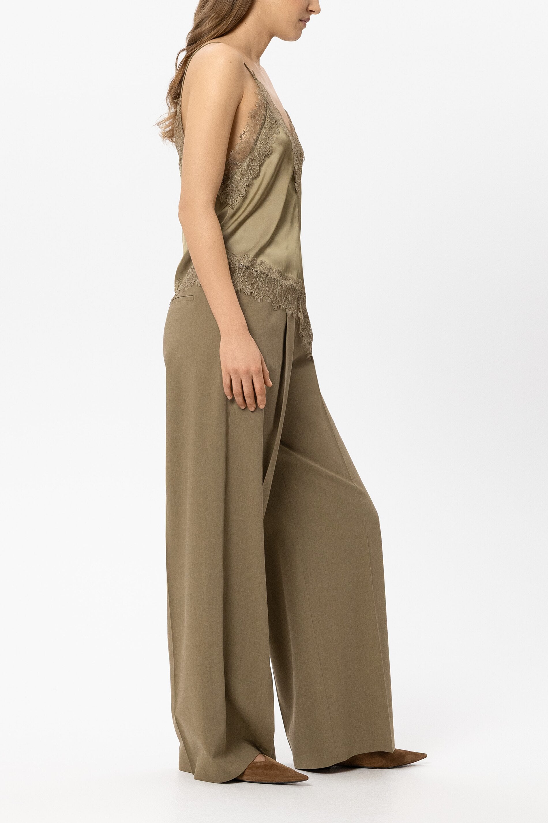 Canvas-Wideleg-Pants - salbei - Standard | Model Seite