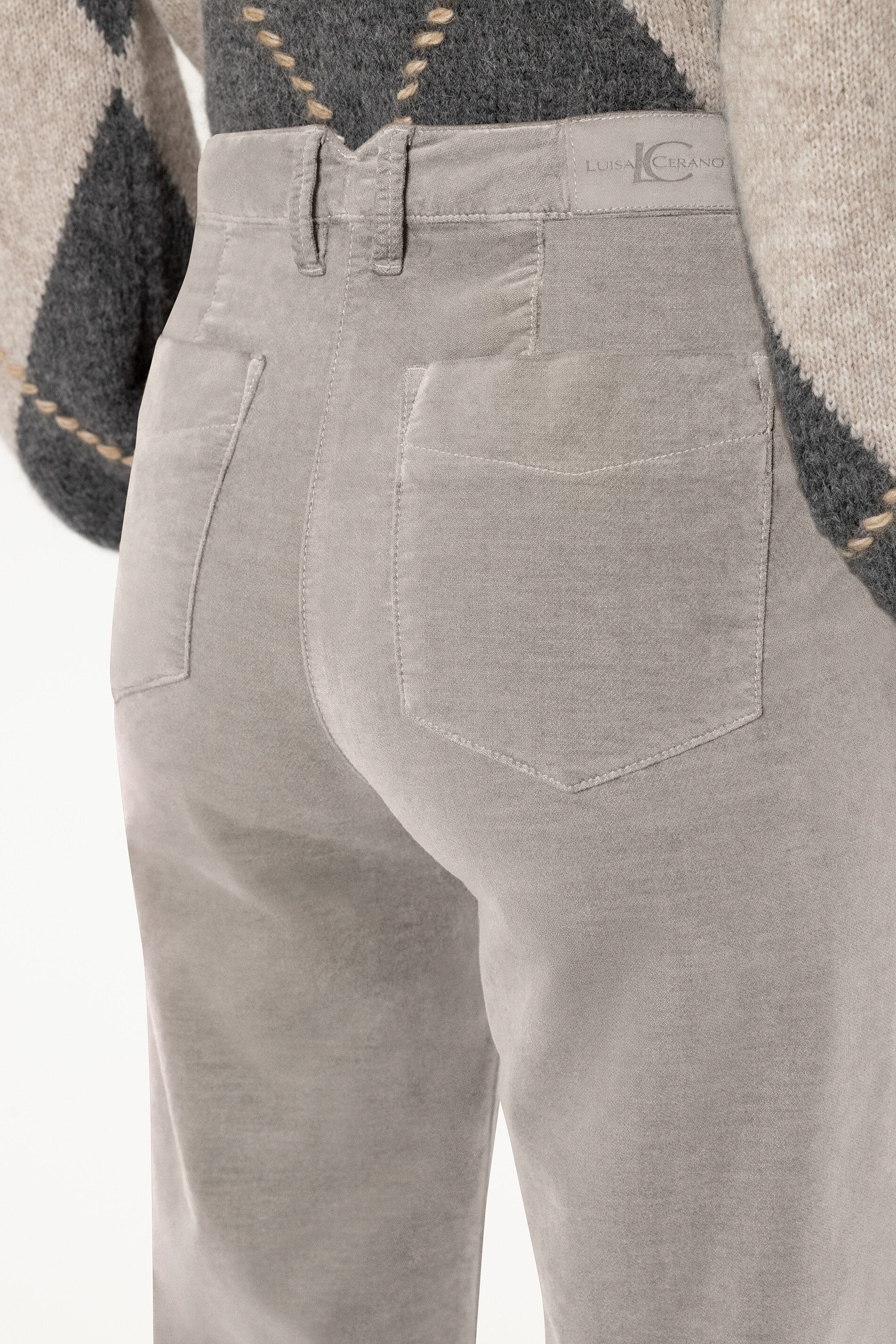 Barrelleg-Velvet-Pants - pearl - Standard | Model Detail