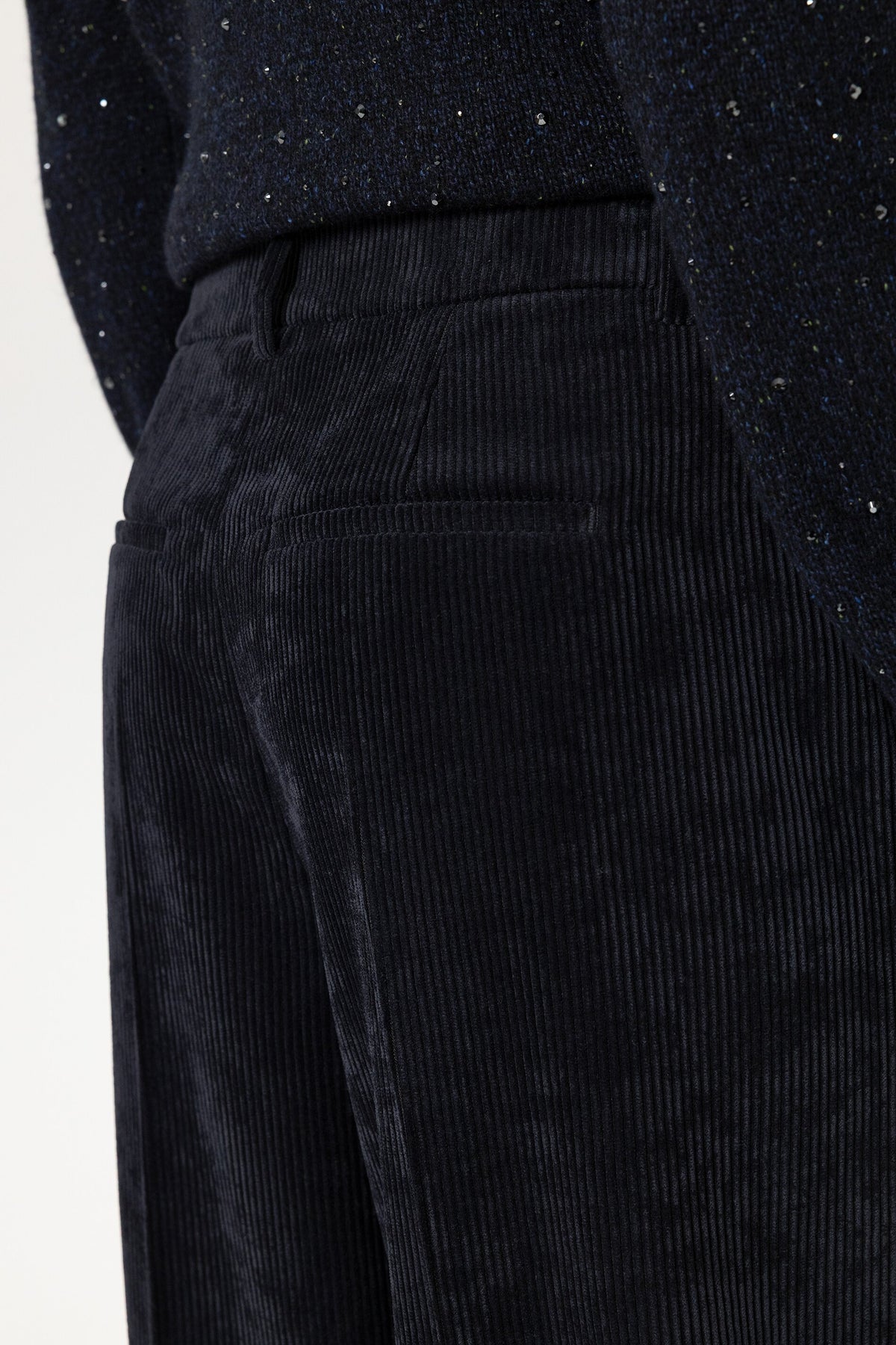 Cord-Wideleg-Pants - winter navy - Standard | Model Detail
