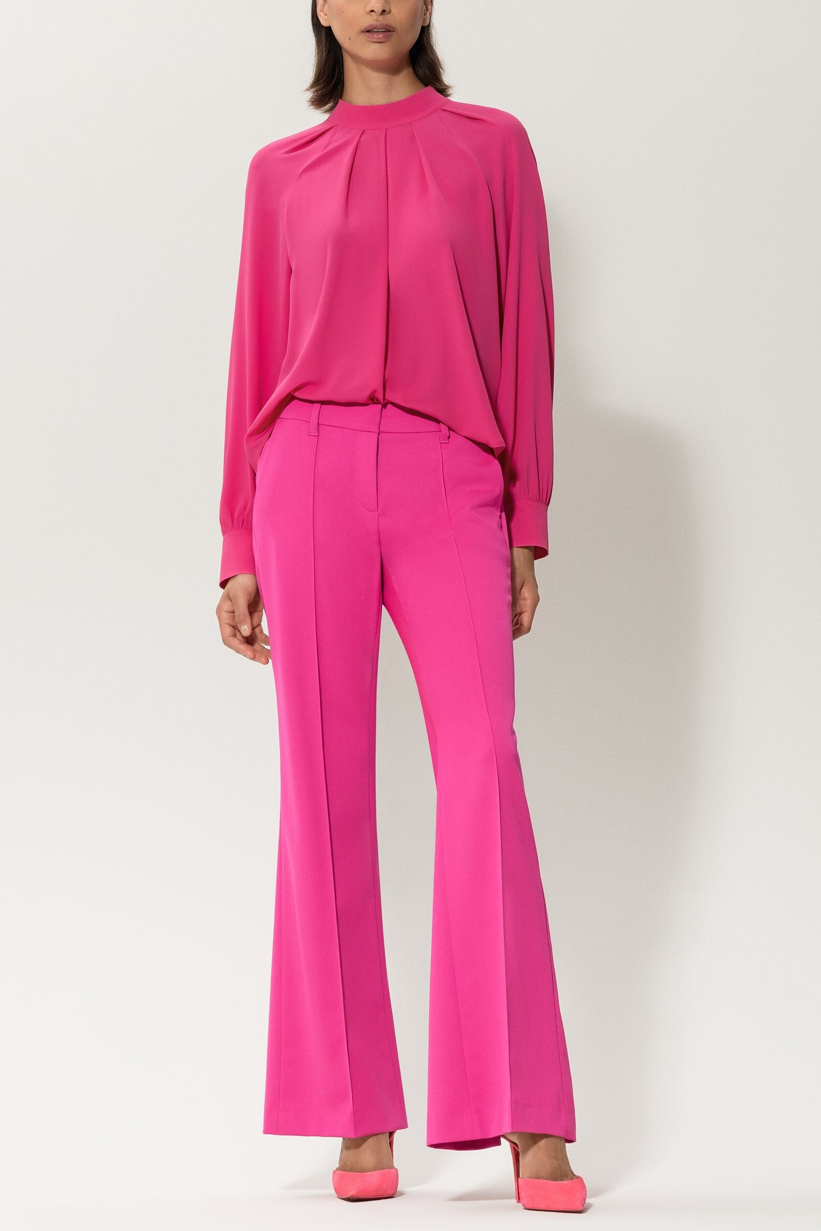Bootleg-Pants - magenta pink - Standard | Model Front