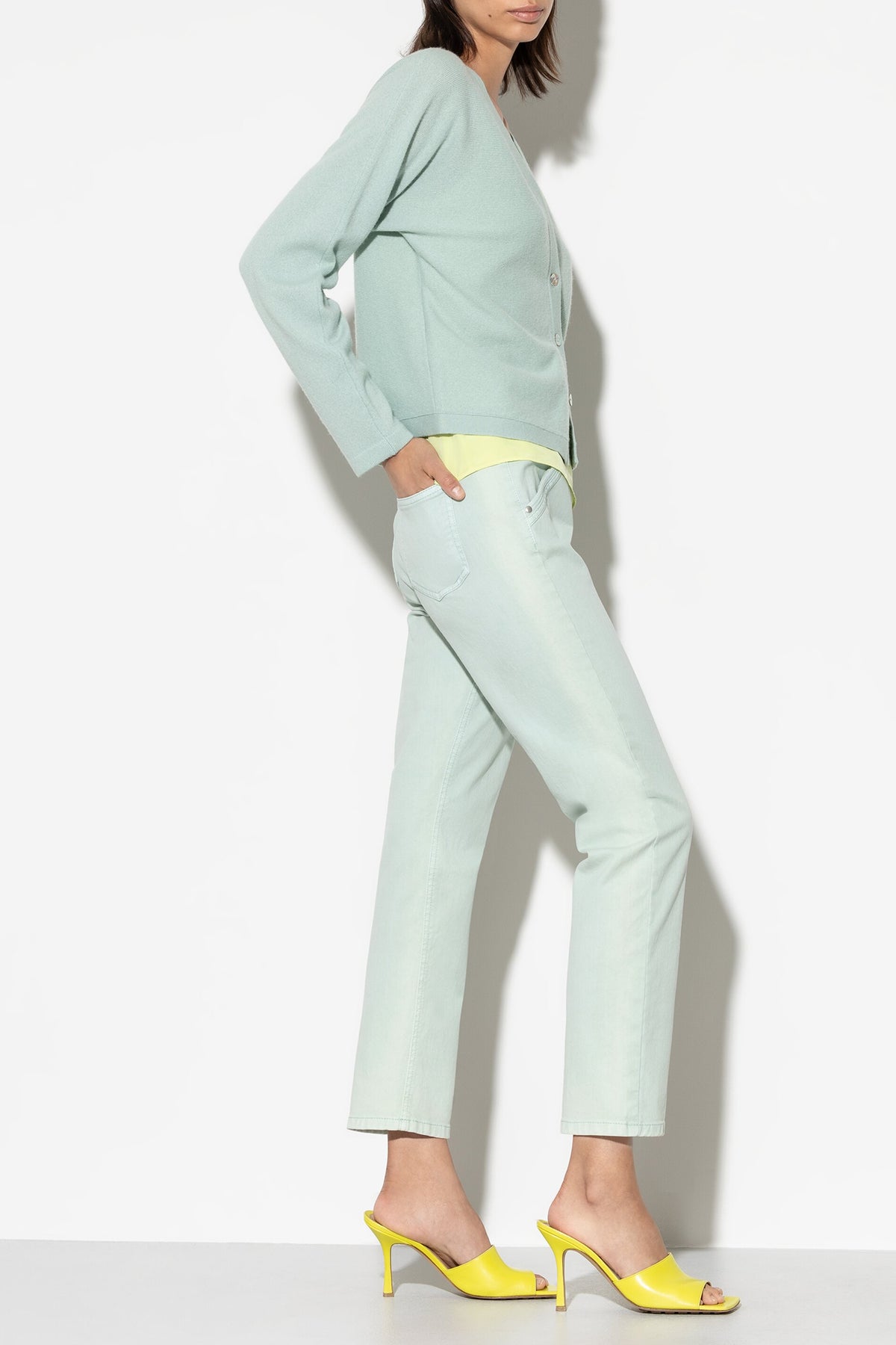 Authentic-Straightleg-Denim - mint - Standard | Model Seite