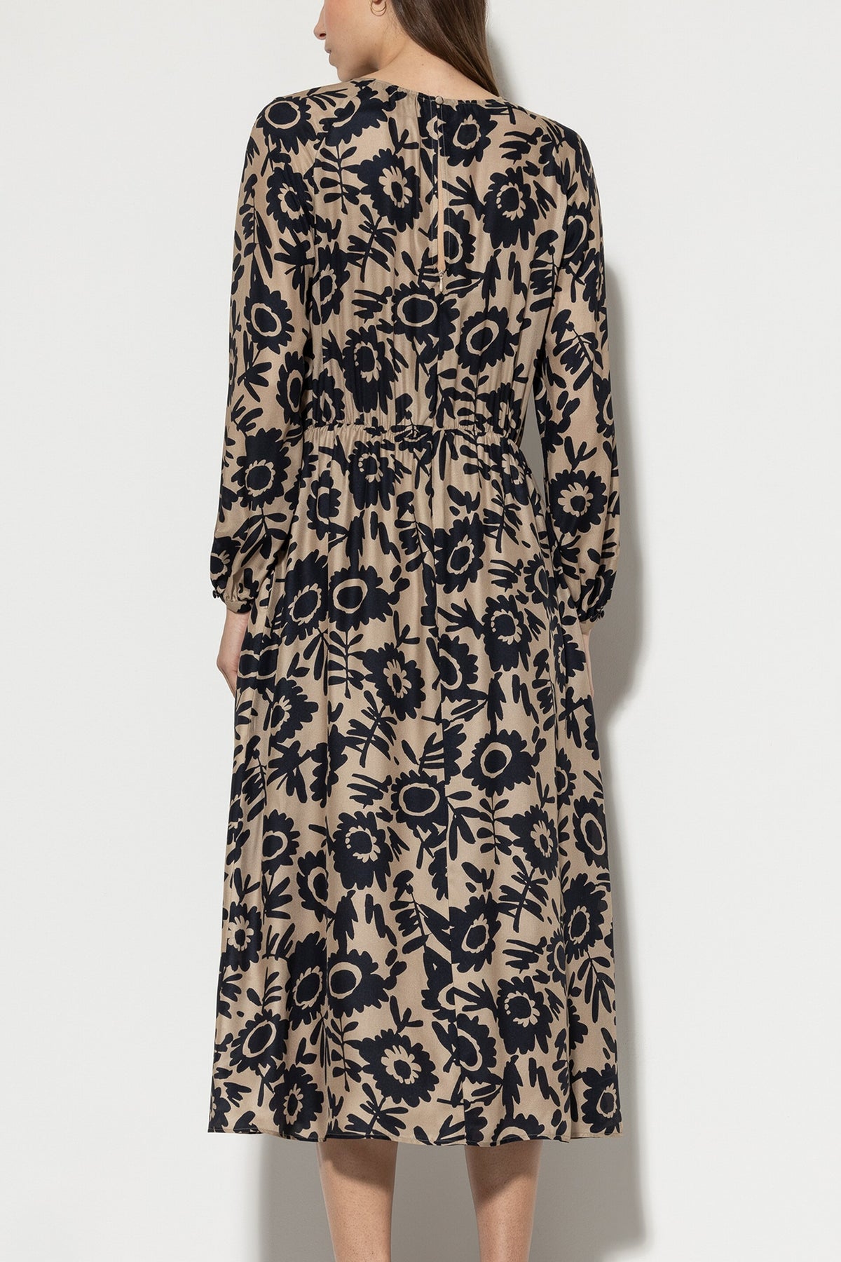 Maxikleid mit Flower-Print - multi - Standard | Model Rück