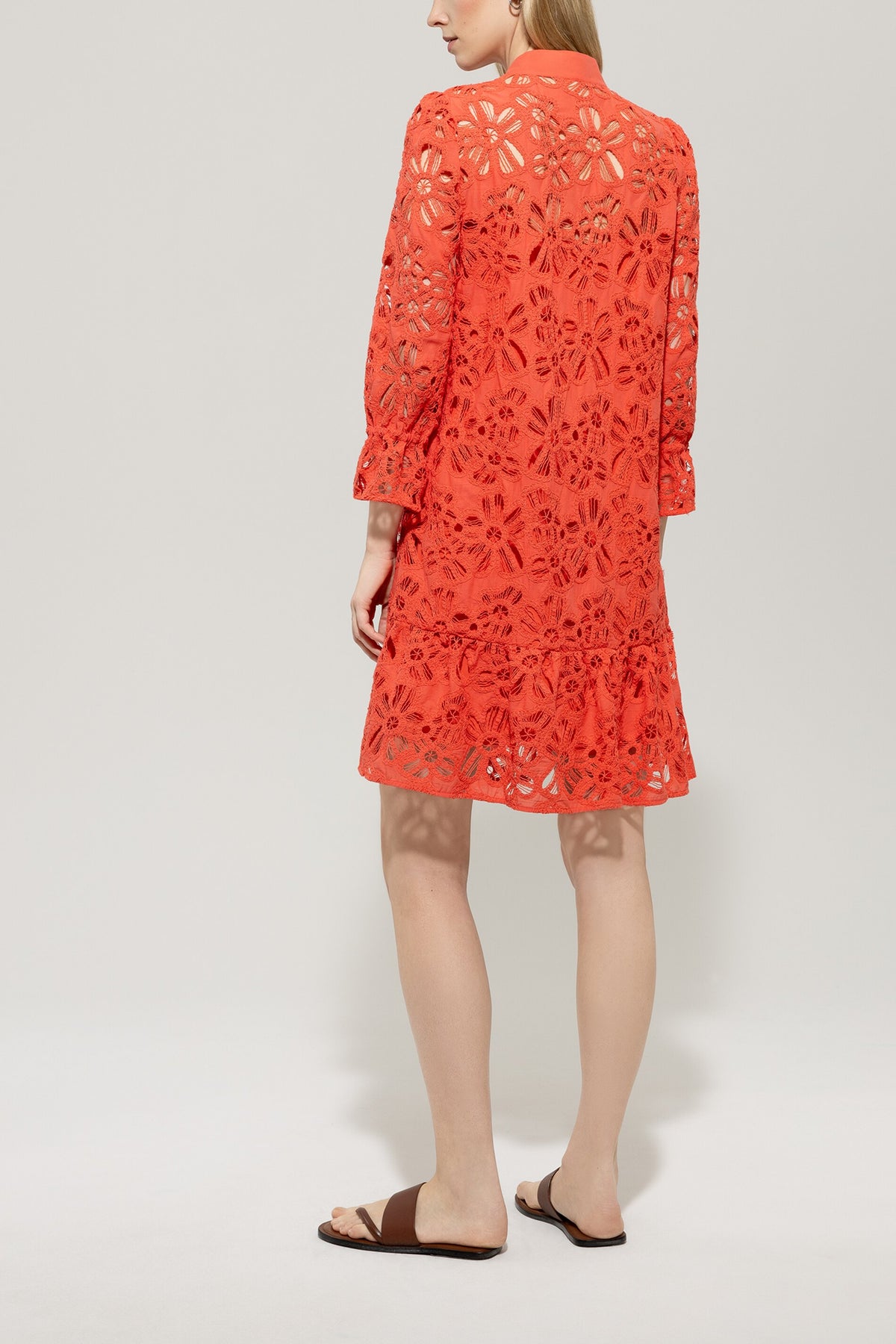 Crochet-Hemdblusenkleid - hibiscus - Standard | Model Rück