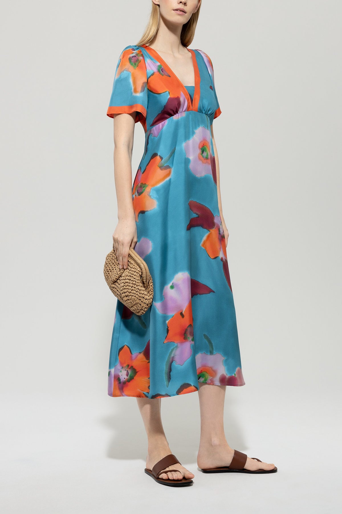 Maxikleid mit Hibiskus-Print - multi - Standard | Model Front