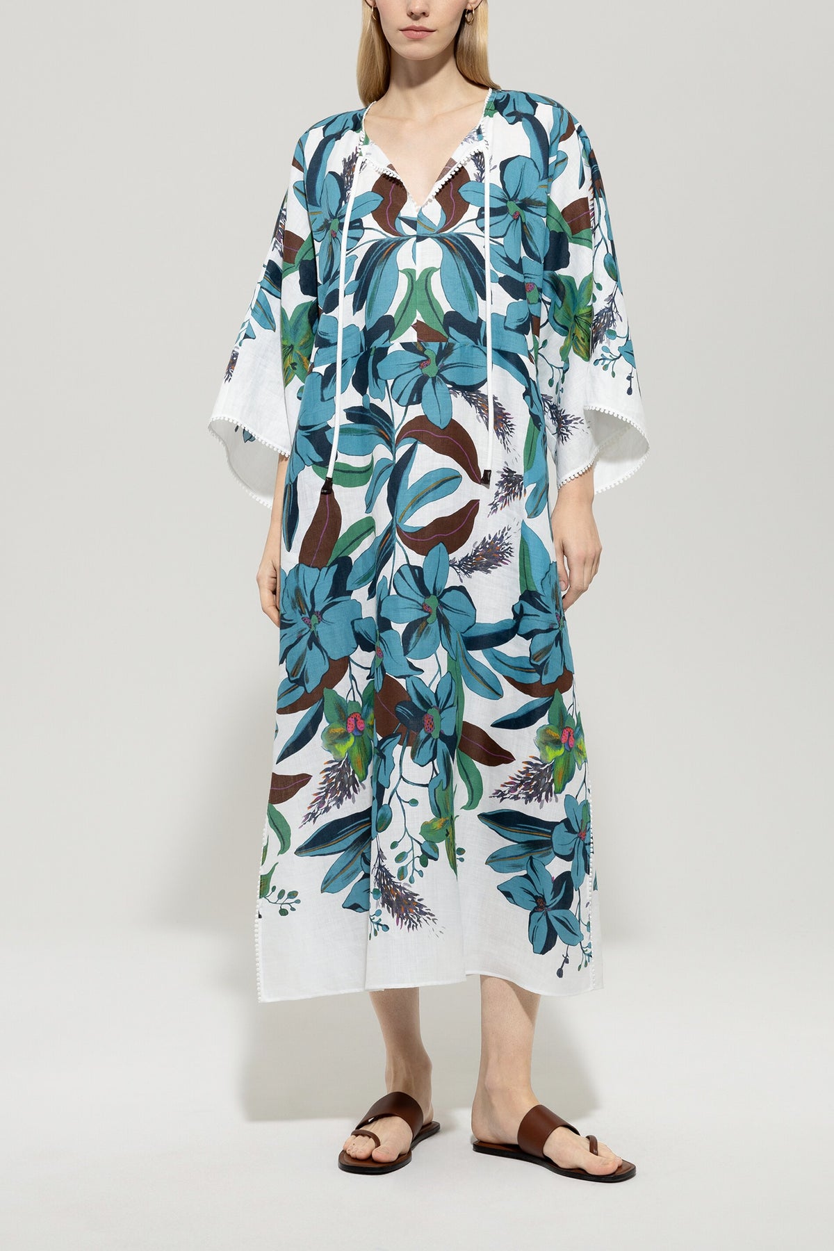 Tunikakleid mit Hawaii-Print - multi - Standard | Model Front
