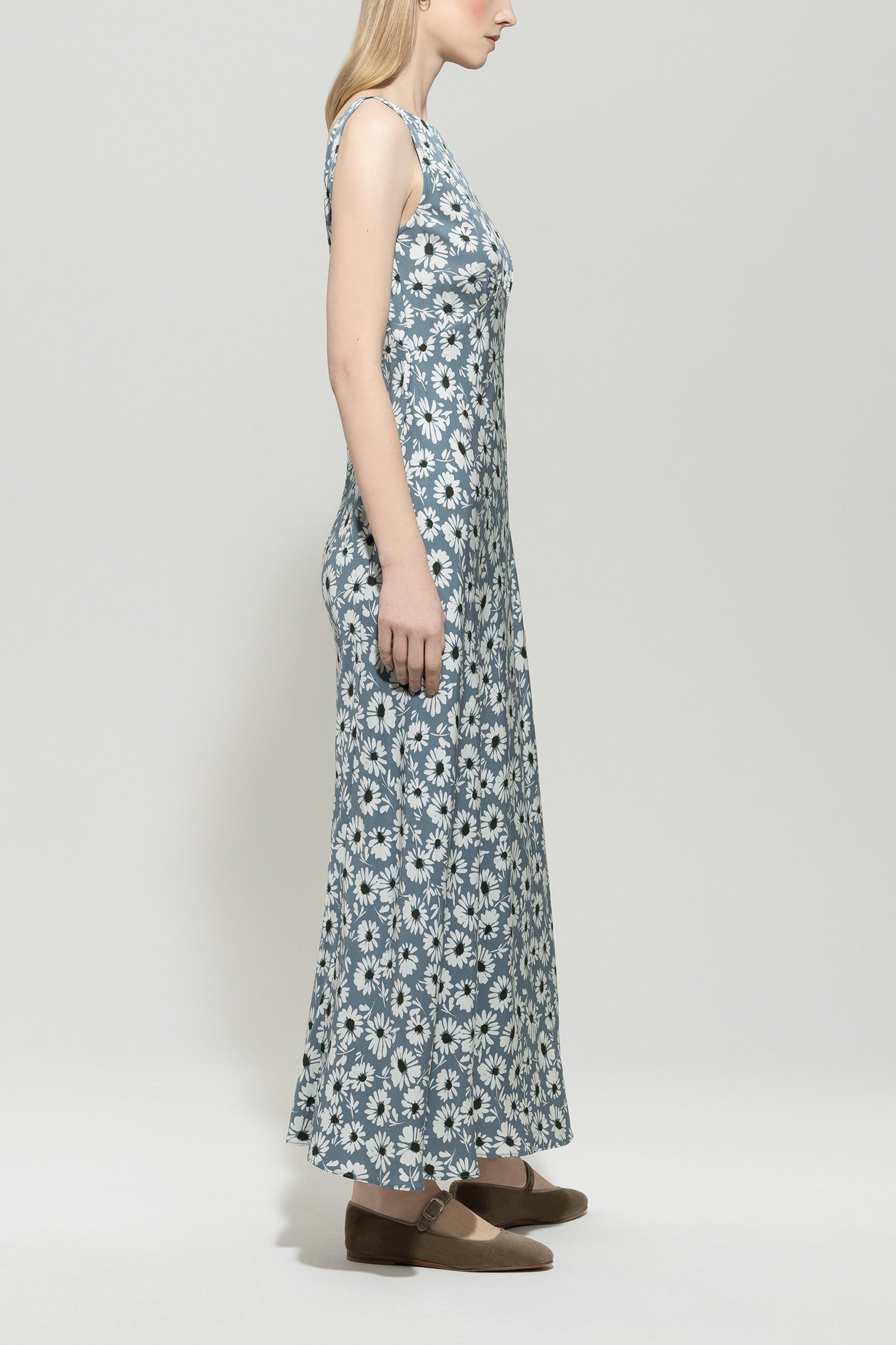 Kleid mit Flower-Print - multi - Standard | Model Seite