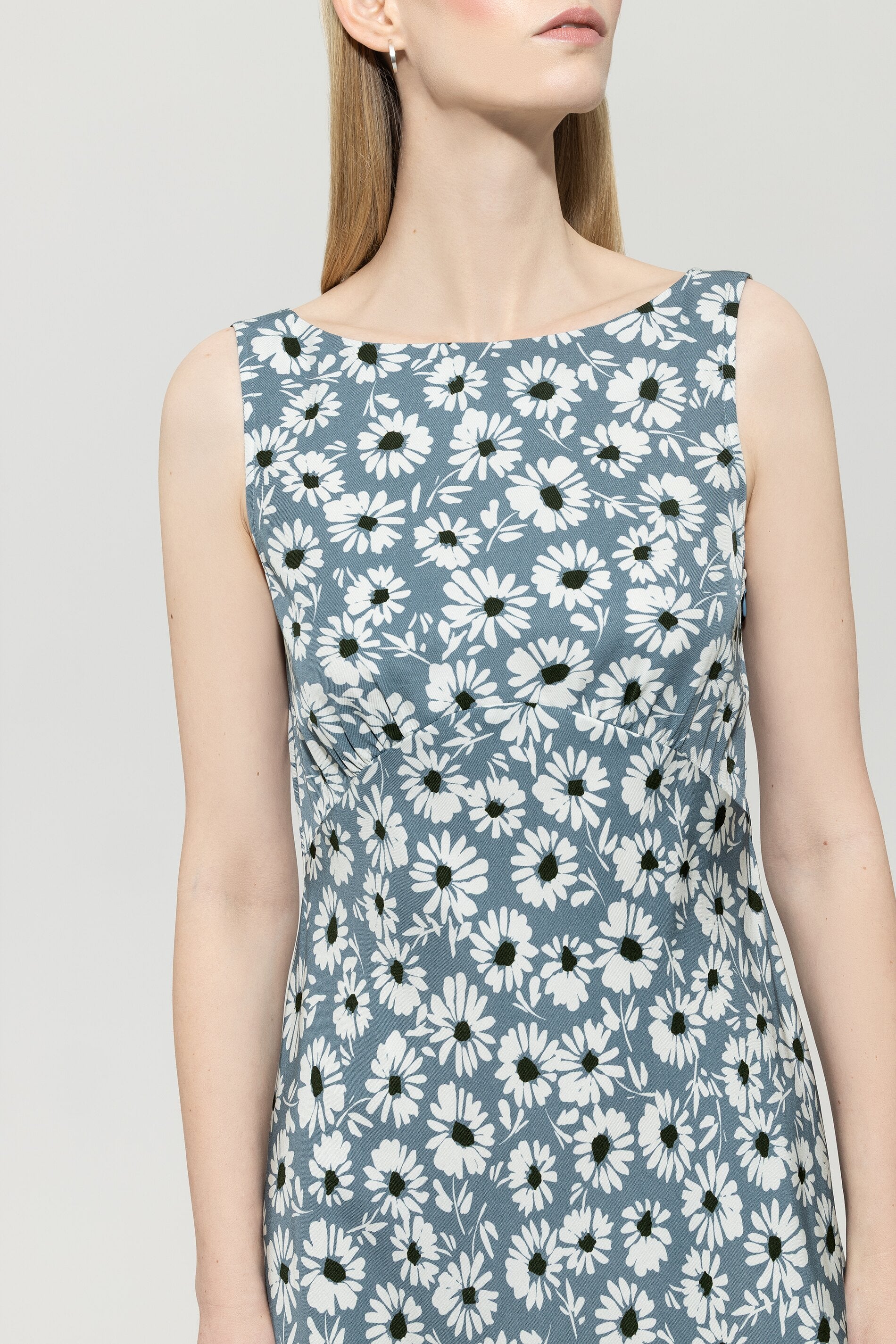 Kleid mit Flower-Print - multi - Standard | Model Detail