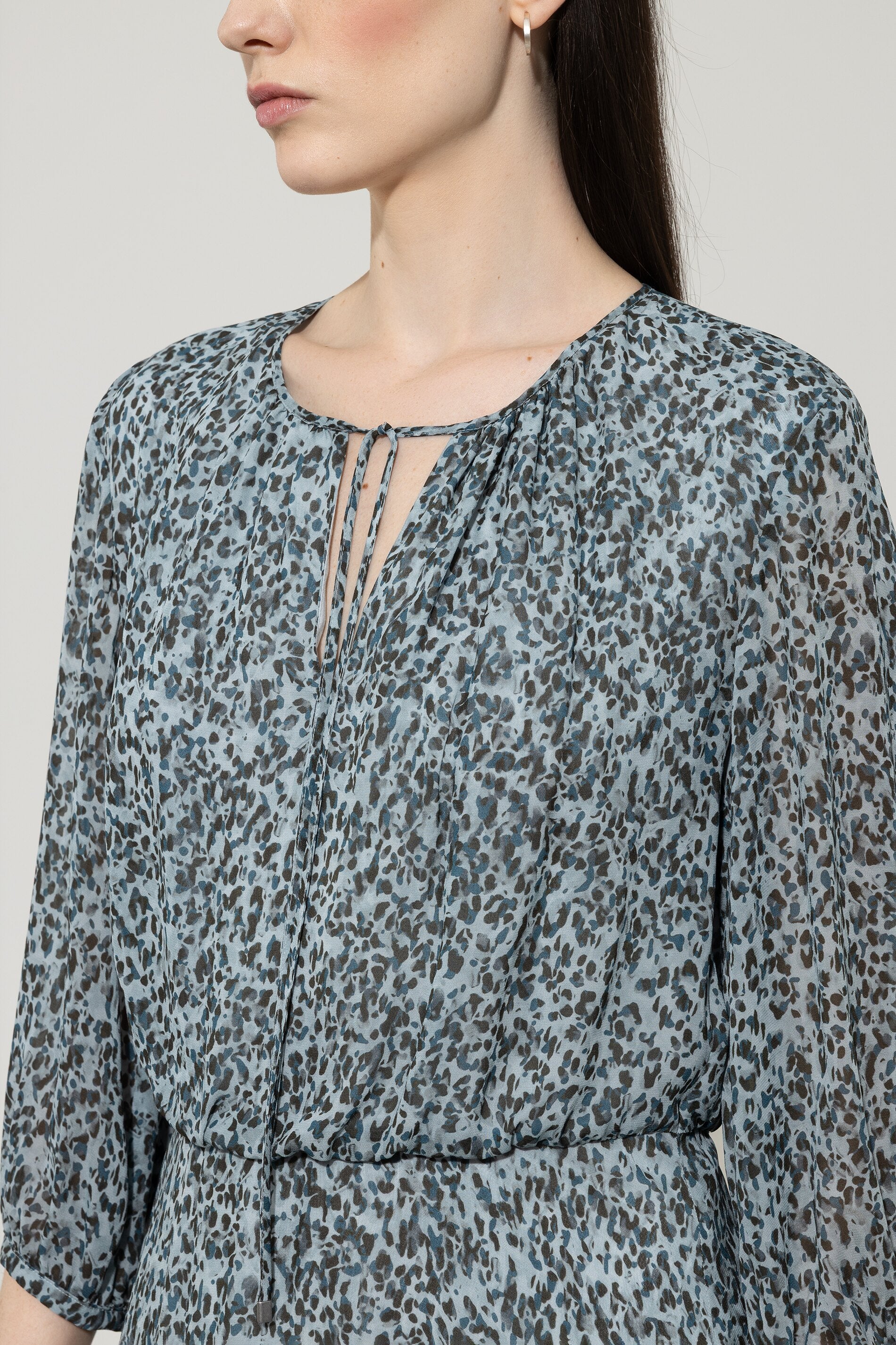 Kleid mit Animal-Print - multi - Standard | Model Detail