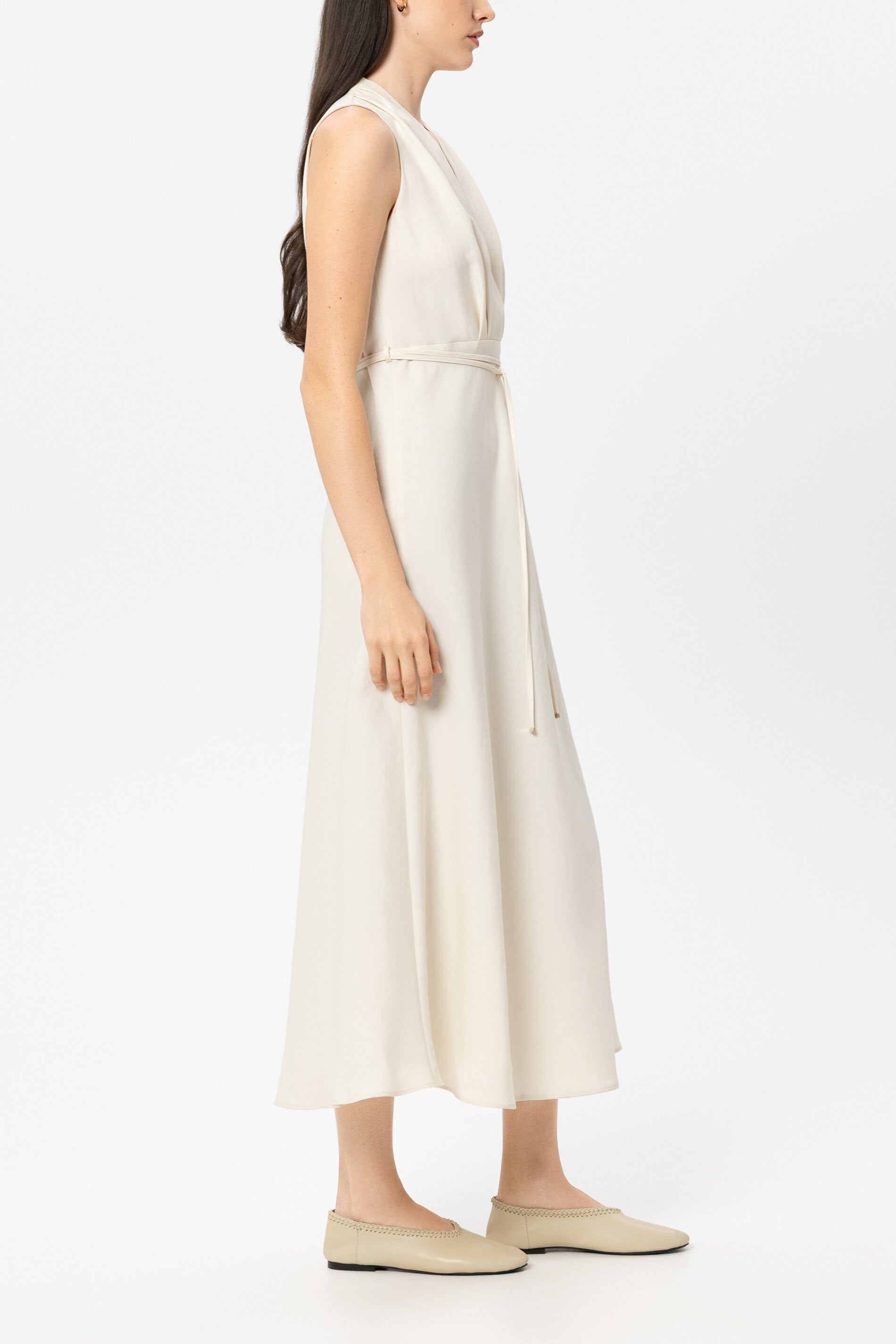 Midikleid aus Leinen-Mix - milk - Standard | Model Seite