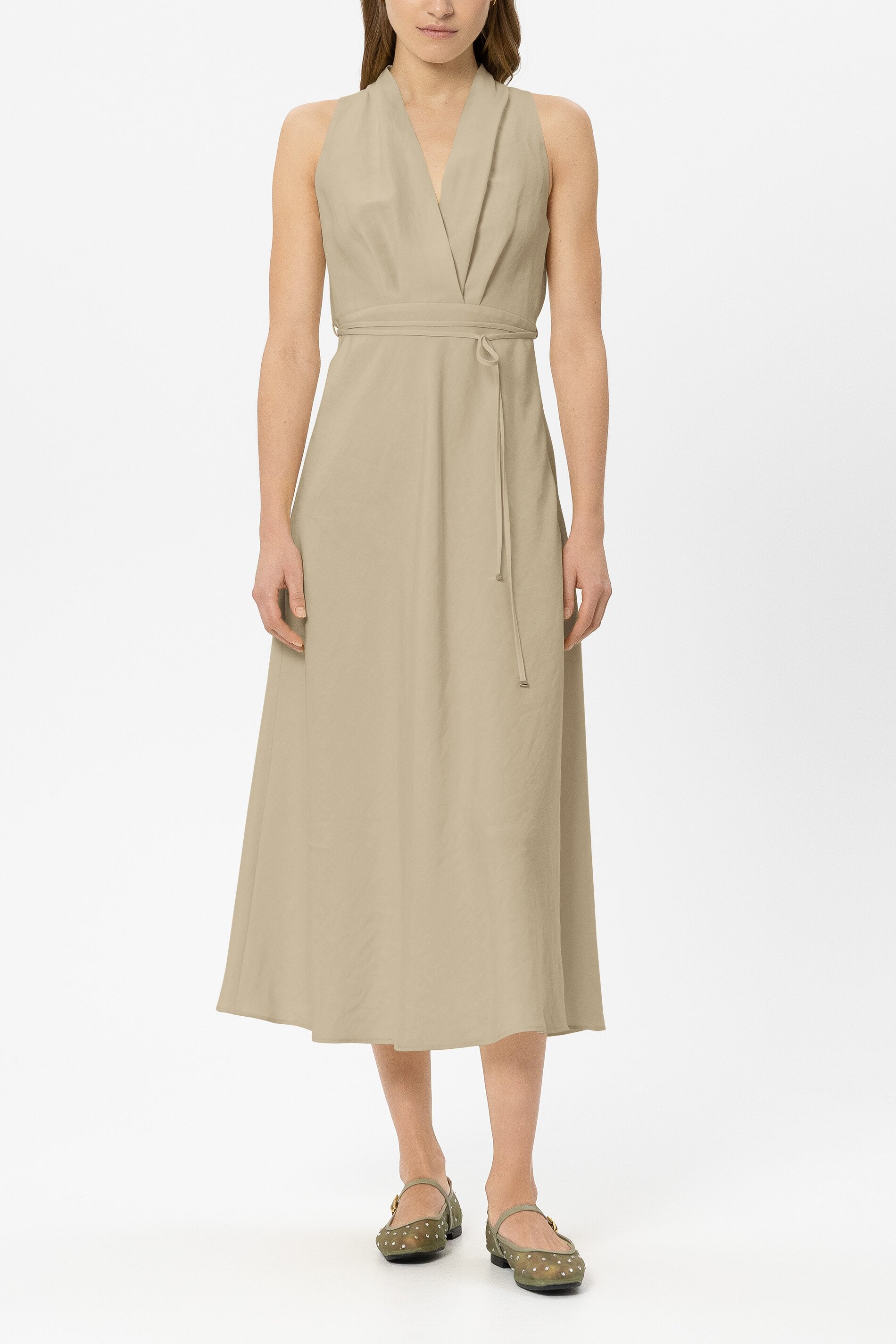 Midikleid aus Leinen-Mix - sand - Standard | Model Front