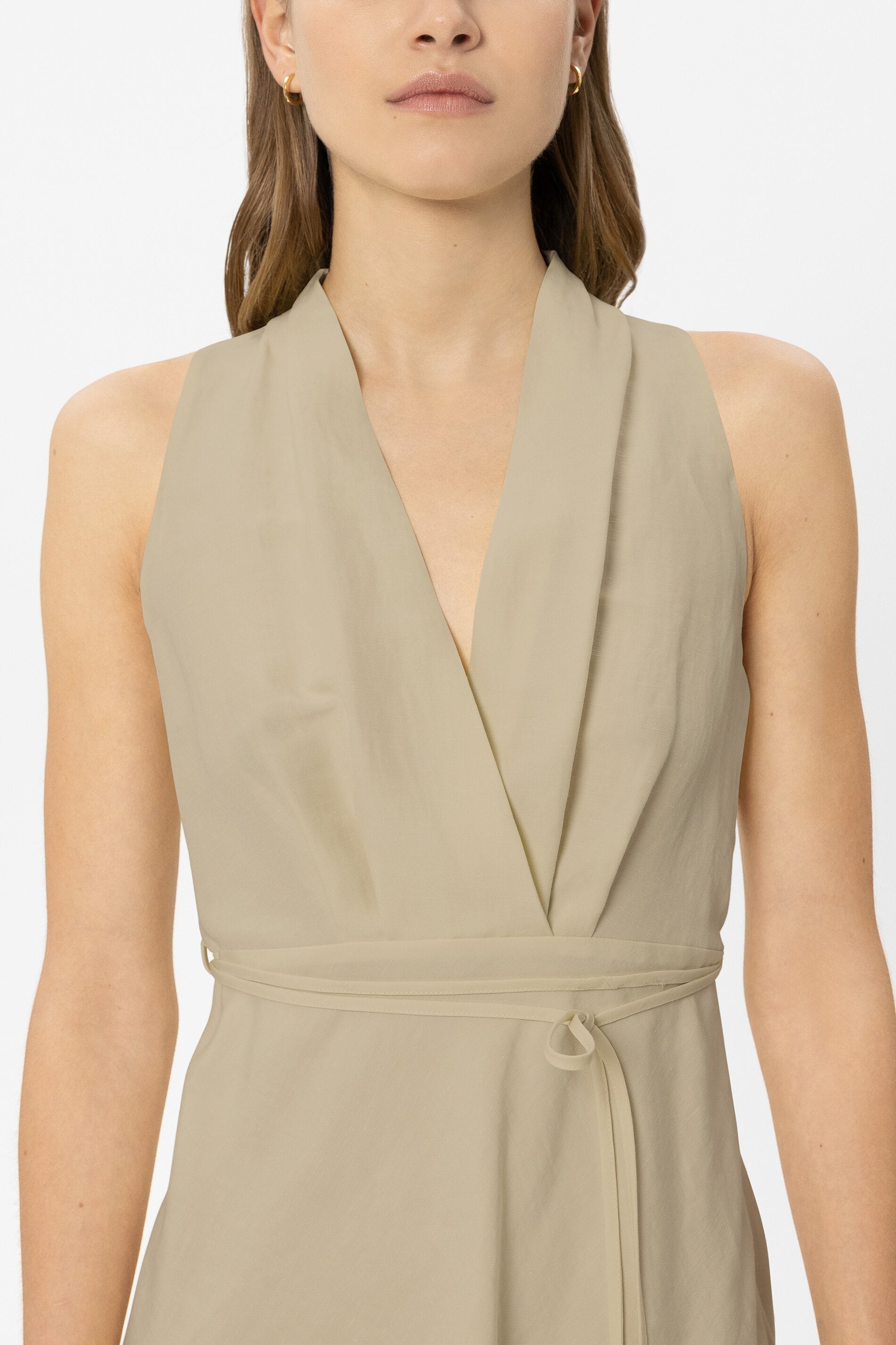 Midikleid aus Leinen-Mix - sand - Standard | Model Detail