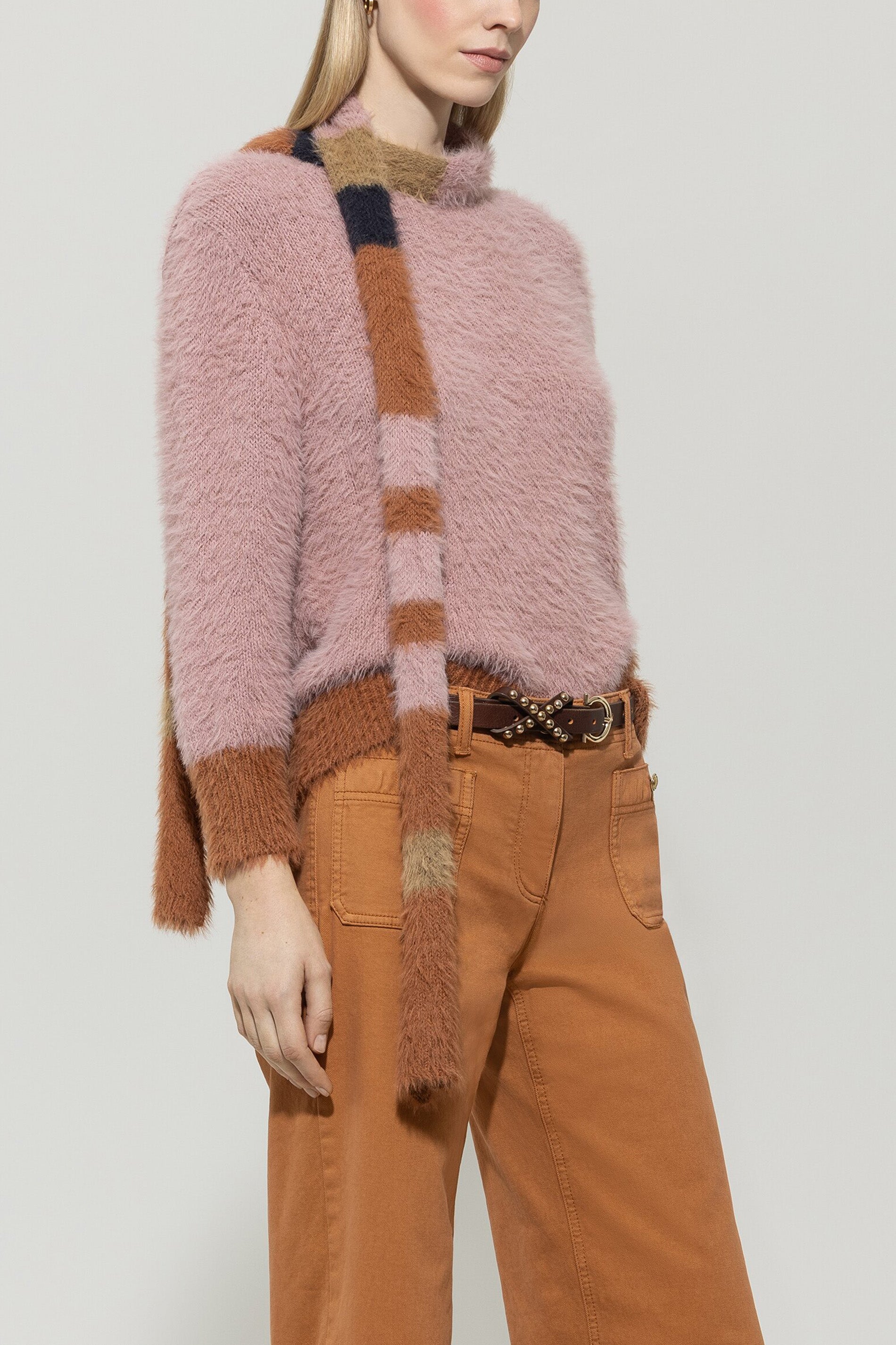 Schal in Fell-Optik - multi - Standard | Model Front