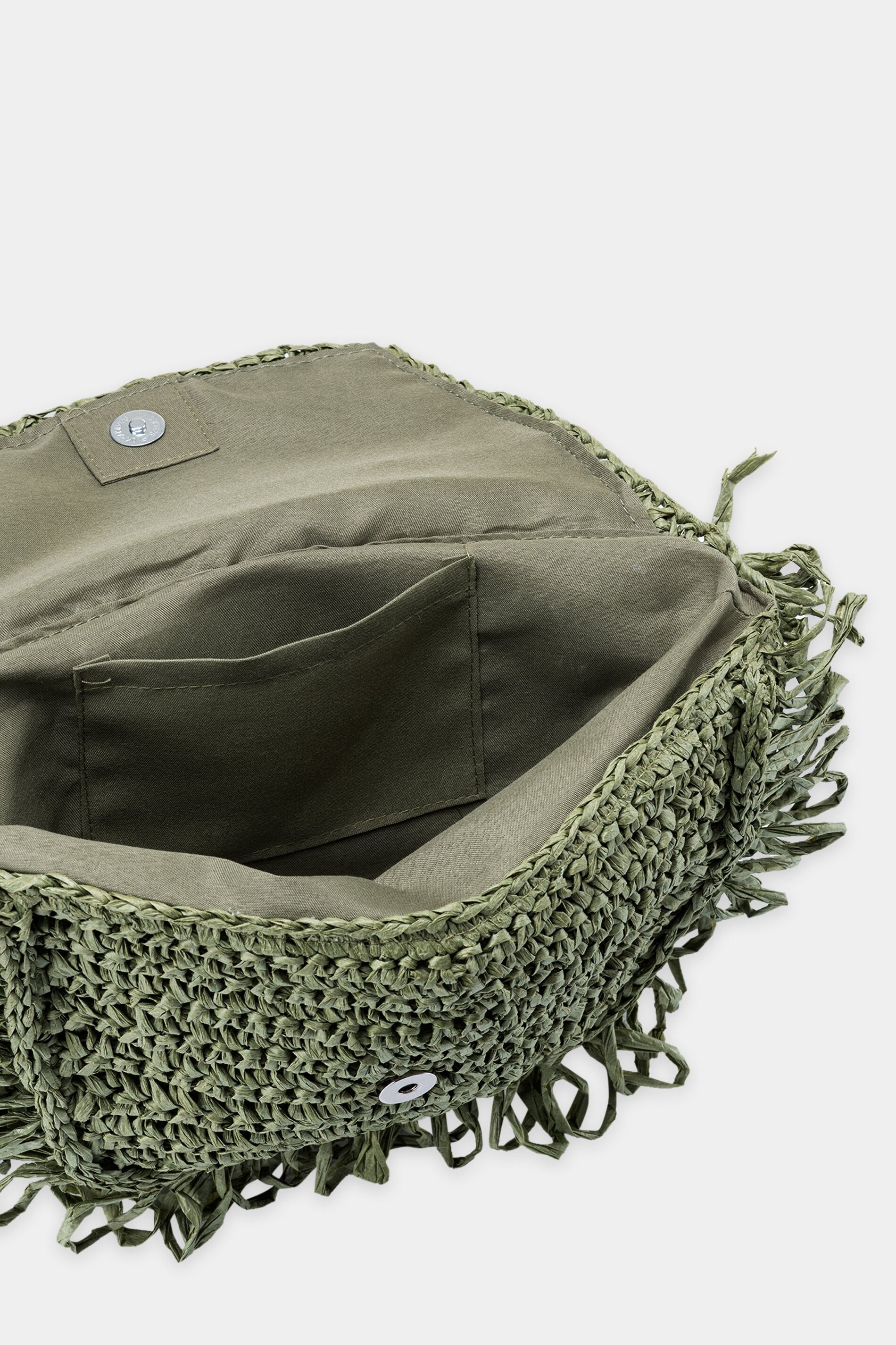 Boho-Bast-Tasche - moss green - Standard | Model Seite