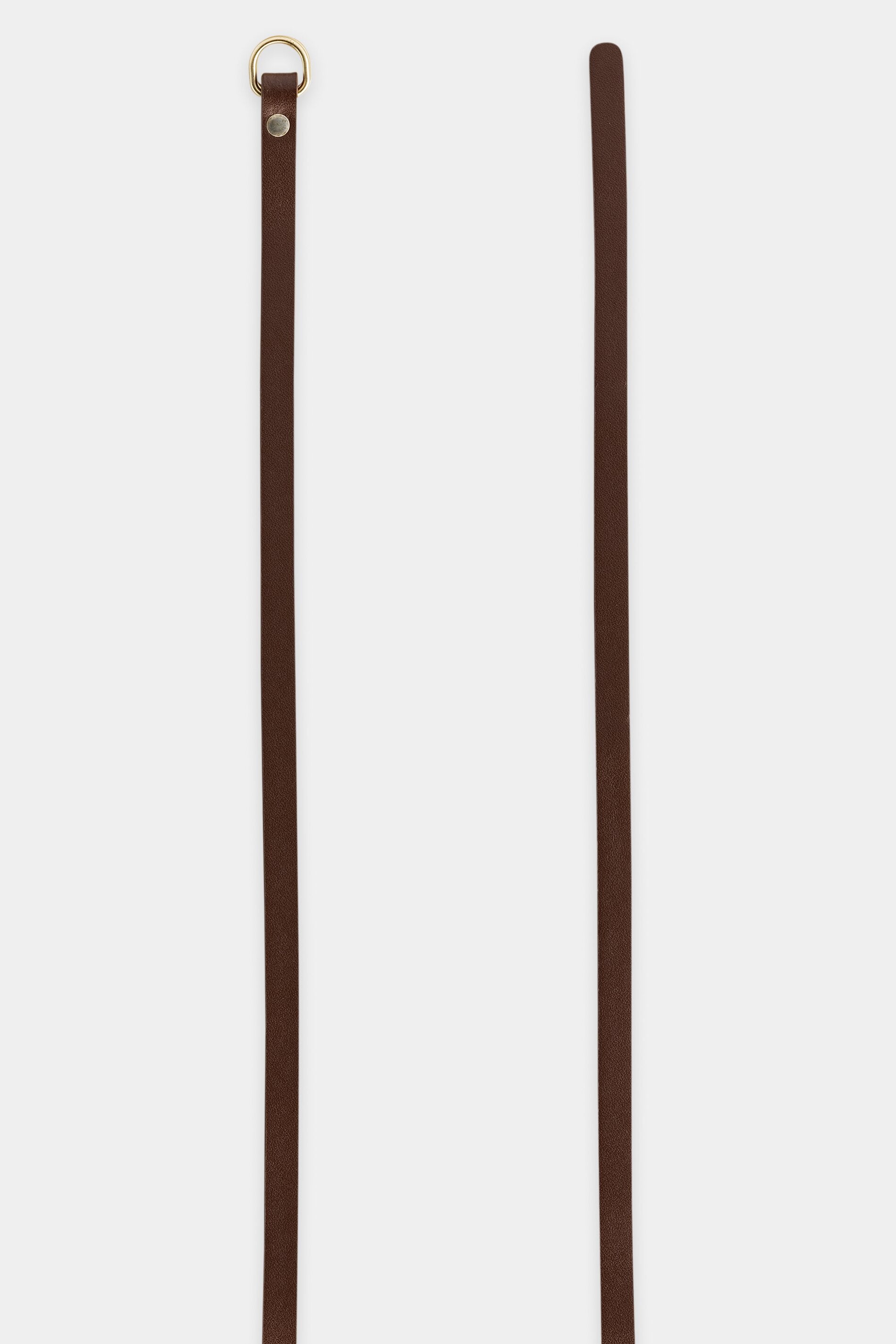 Schmaler Gürtel - marone - Standard | Model Seite