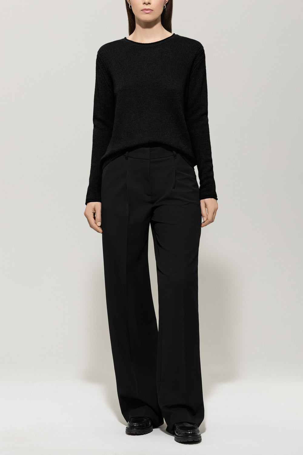 Cashmere-blend sweater - deep black - Standard