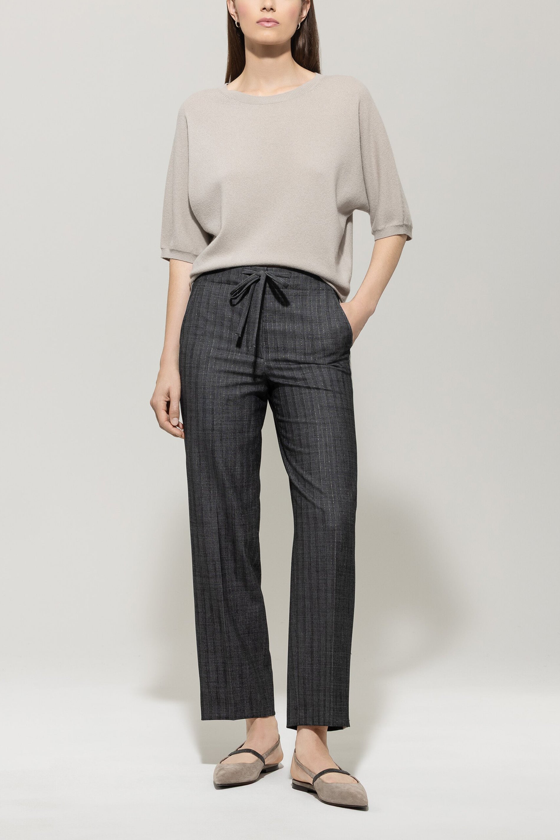 Pullover aus Kaschmir-Mix - oyster - Standard | Model Front