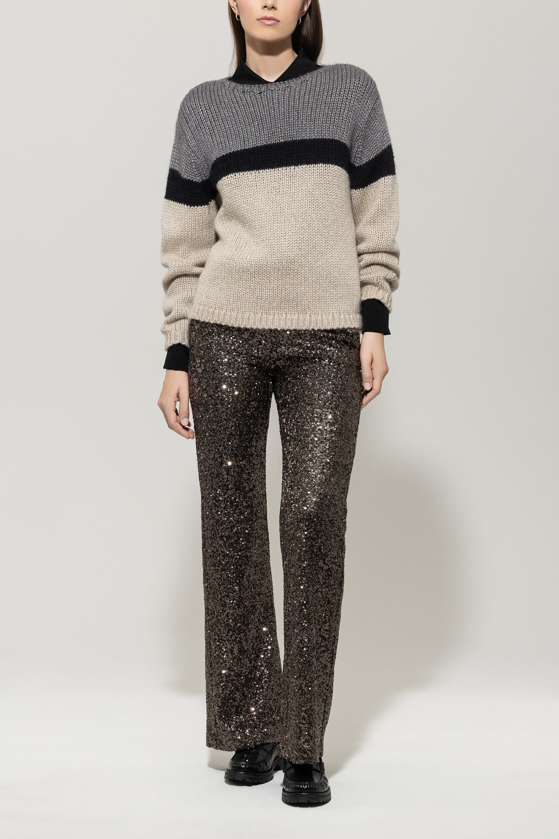 Pullover mit Colour-Block - multi - Standard | Model Front