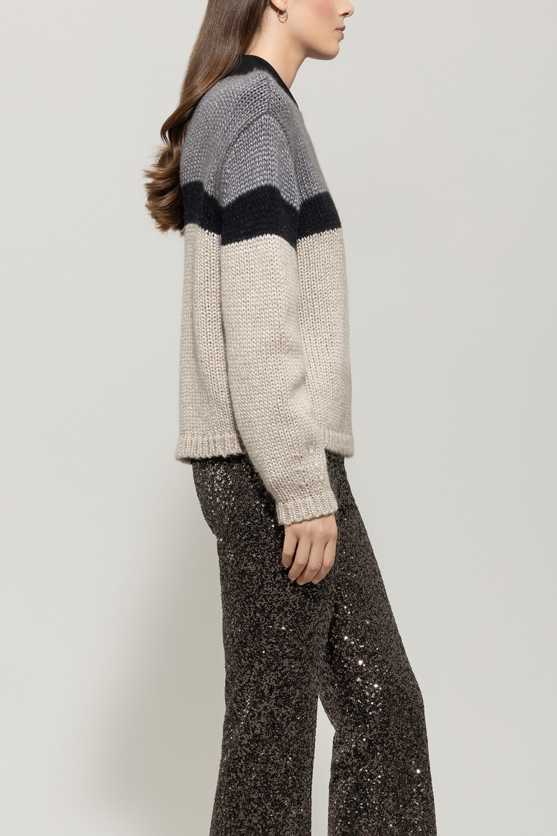 Pullover mit Colour-Block - multi - Standard | Model Seite