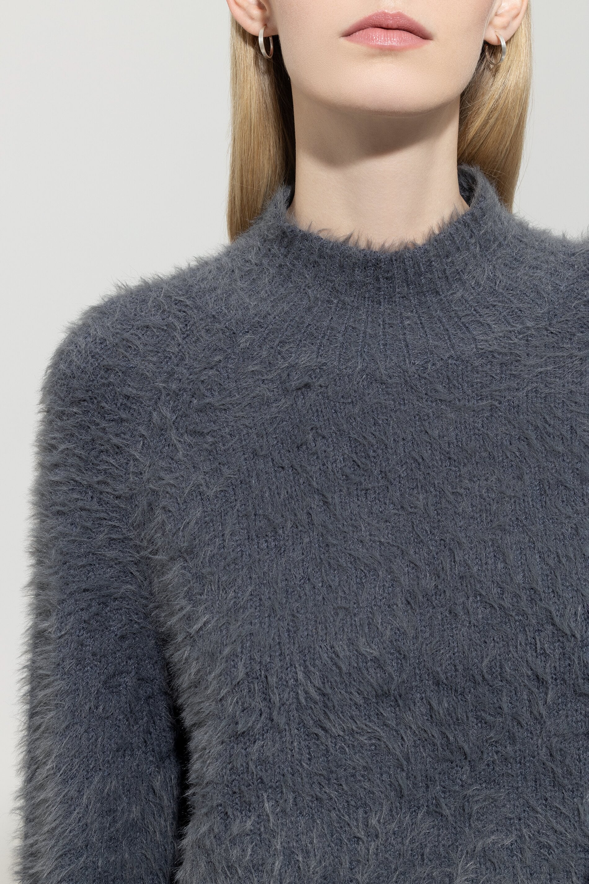 Pullover in Fell-Optik - urban grey - Standard | Model Detail