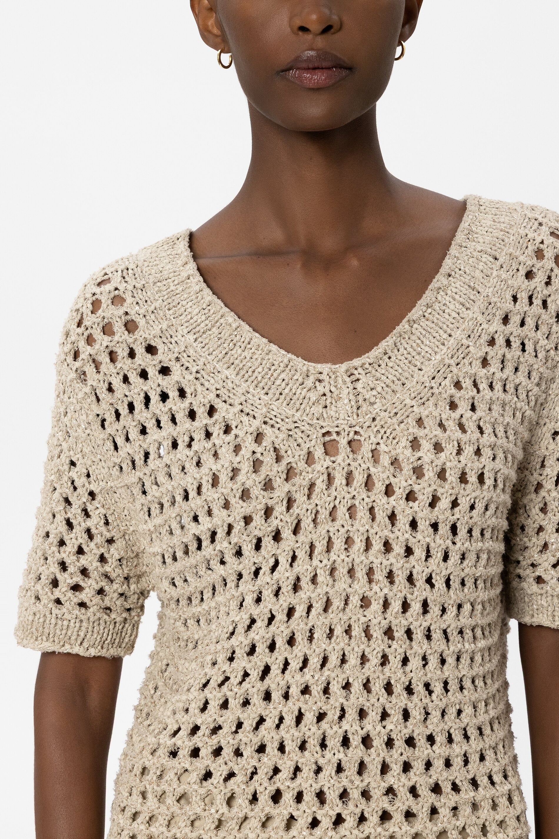 Pailletten-Netzstrick-Pullover - sand - Standard | Model Detail