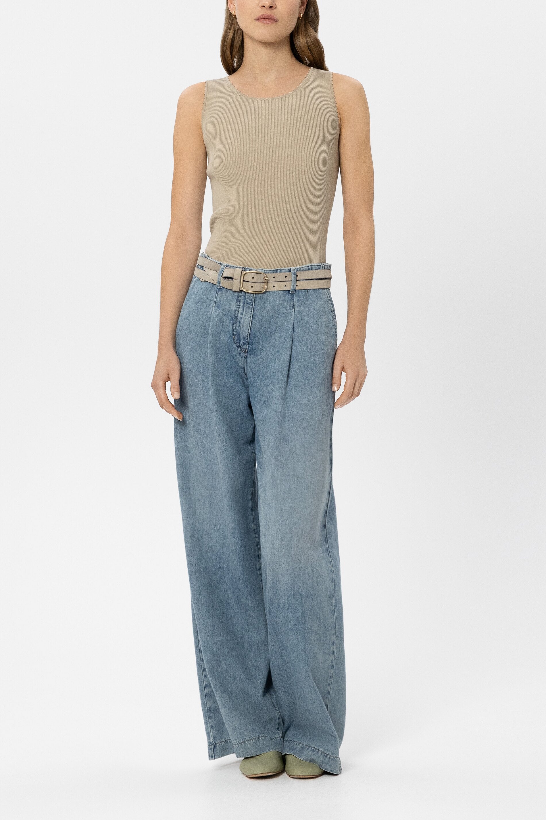 Trägertop mit Picot-Kante - sand - Standard | Model Front