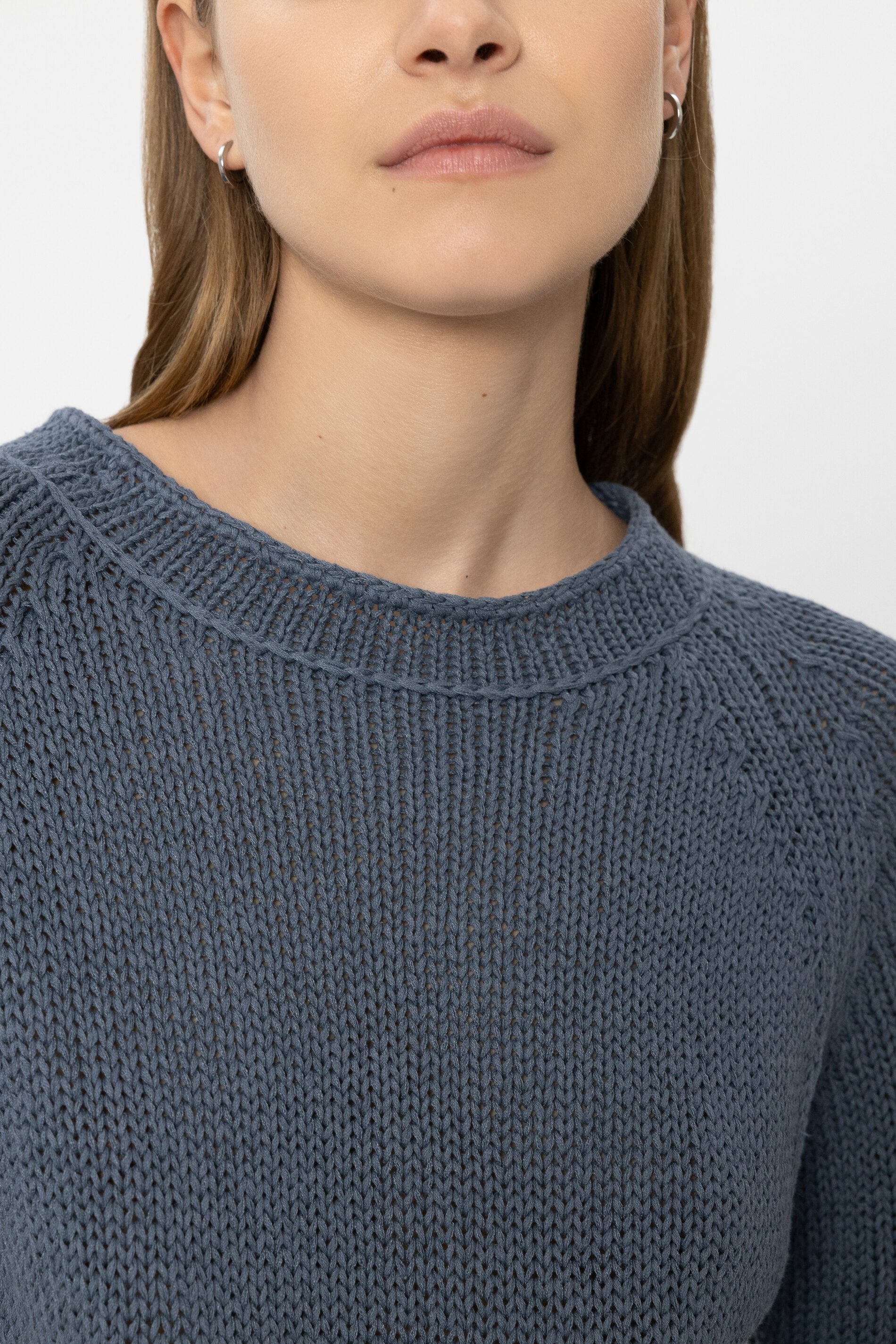 Pullover aus Leinen-Mix - tinted blue - Standard | Model Detail