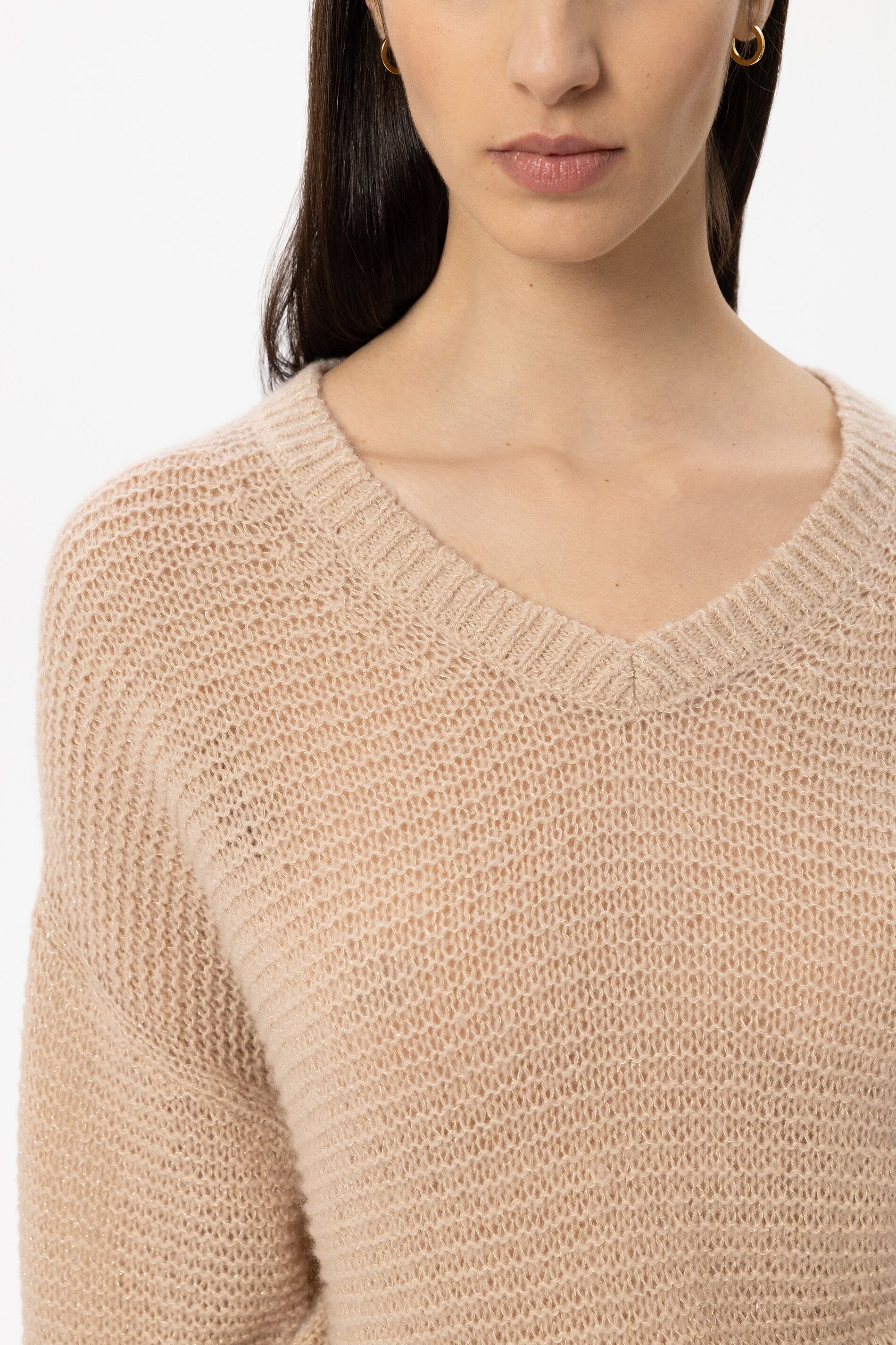 V-Pullover aus Kaschmir-Mix - cappuccino - Standard | Model Detail