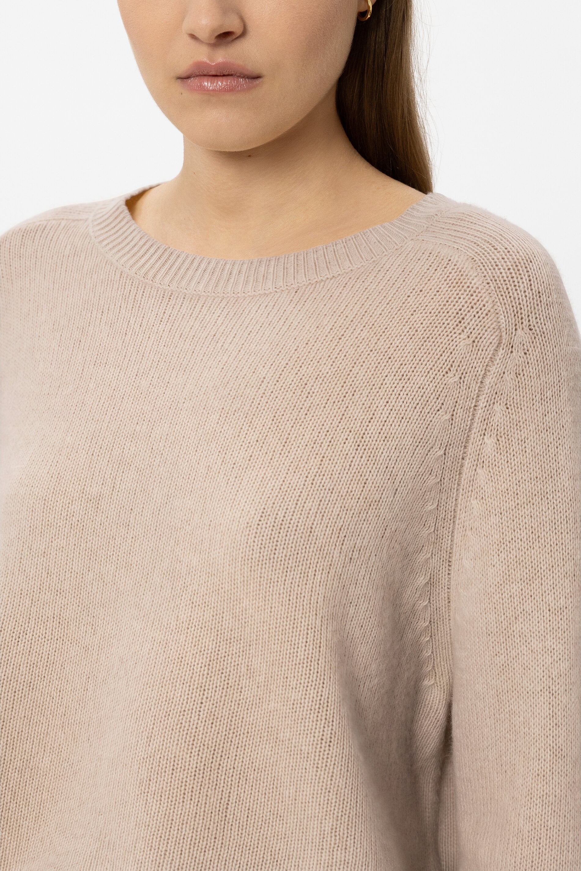 Pullover aus Kaschmir-Mix - cappuccino - Standard | Model Detail