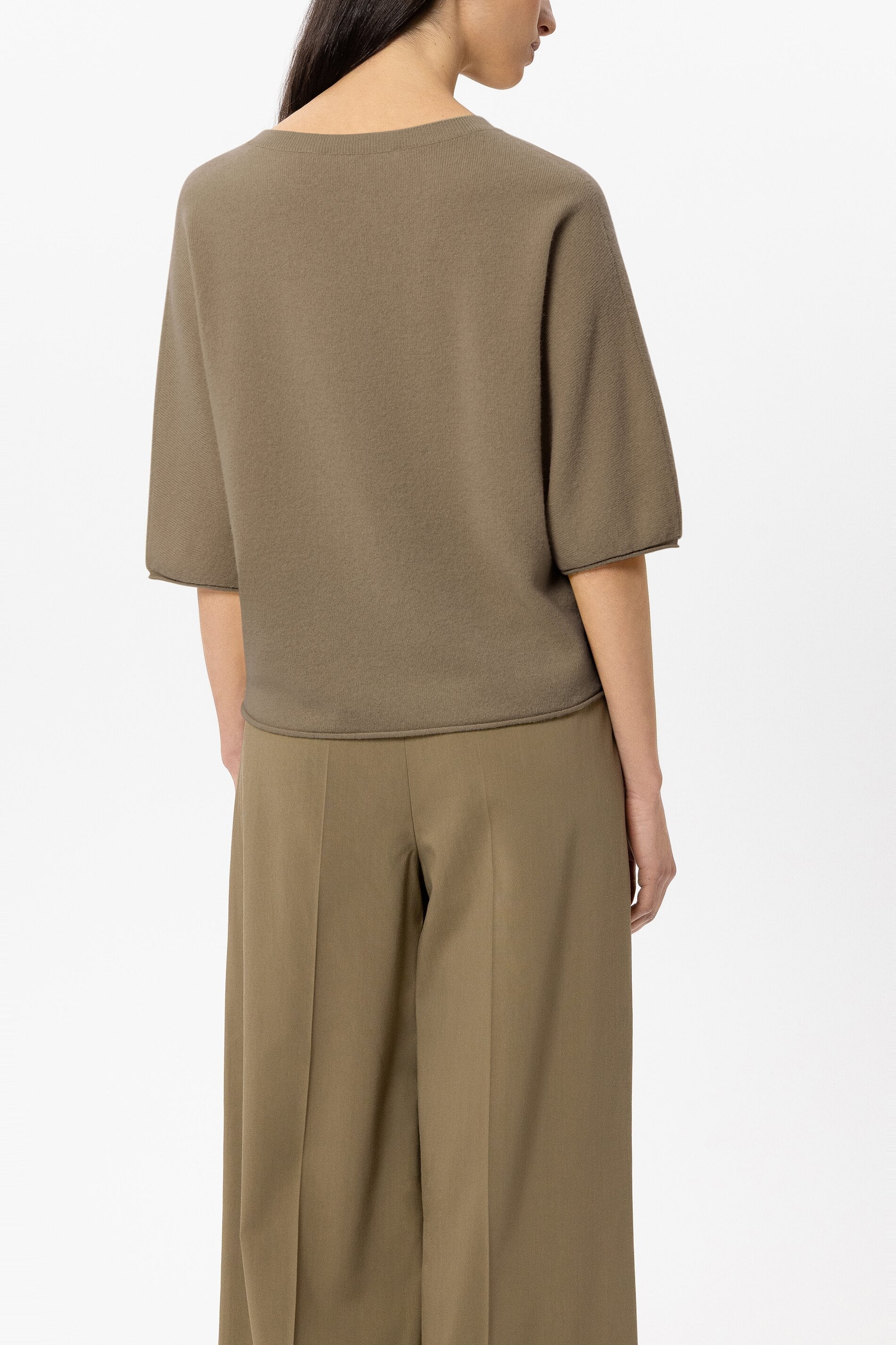 Pullover aus Kaschmir-Mix - salbei - Standard | Model Rück