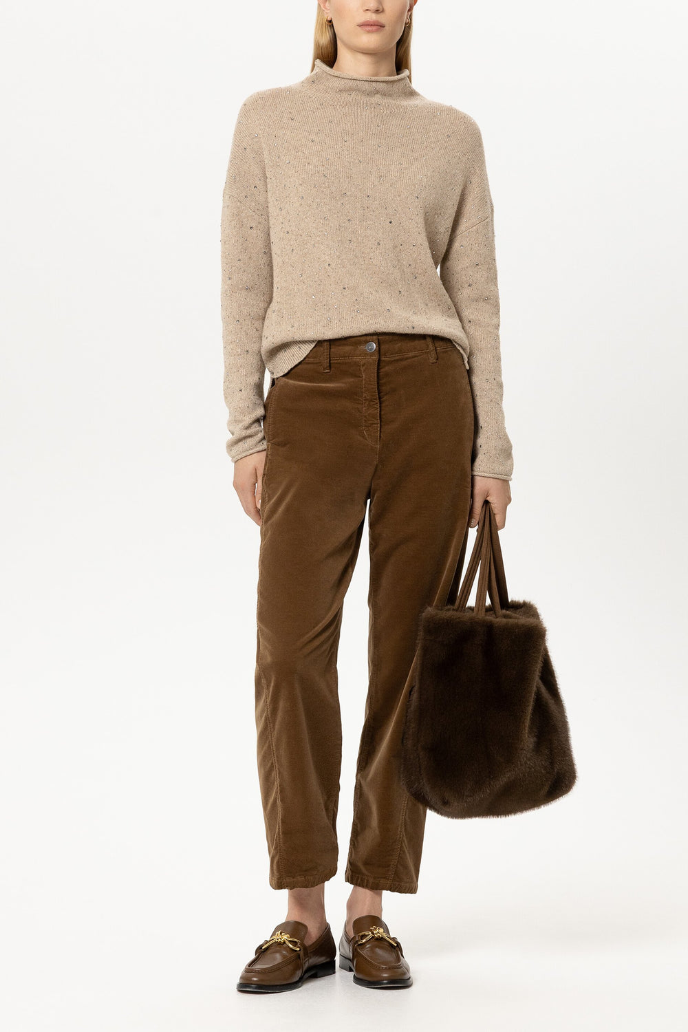 Turtleneck with rhinestones - soft caramel - Standard