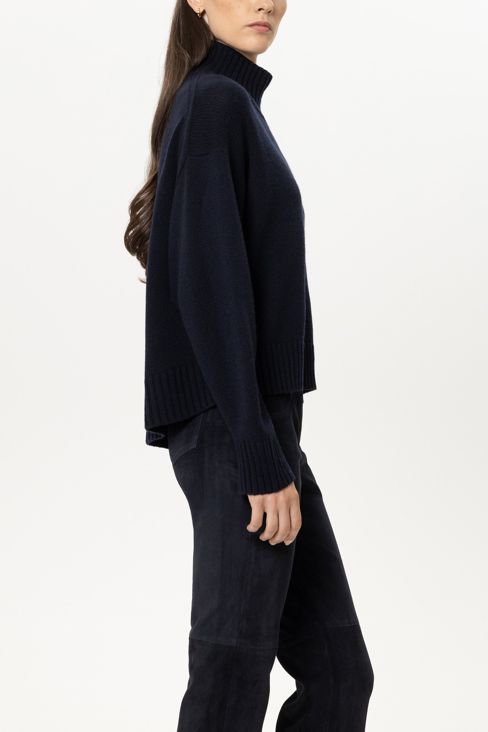 Turtleneck aus Woll-Mix - winter navy - Standard | Model Seite