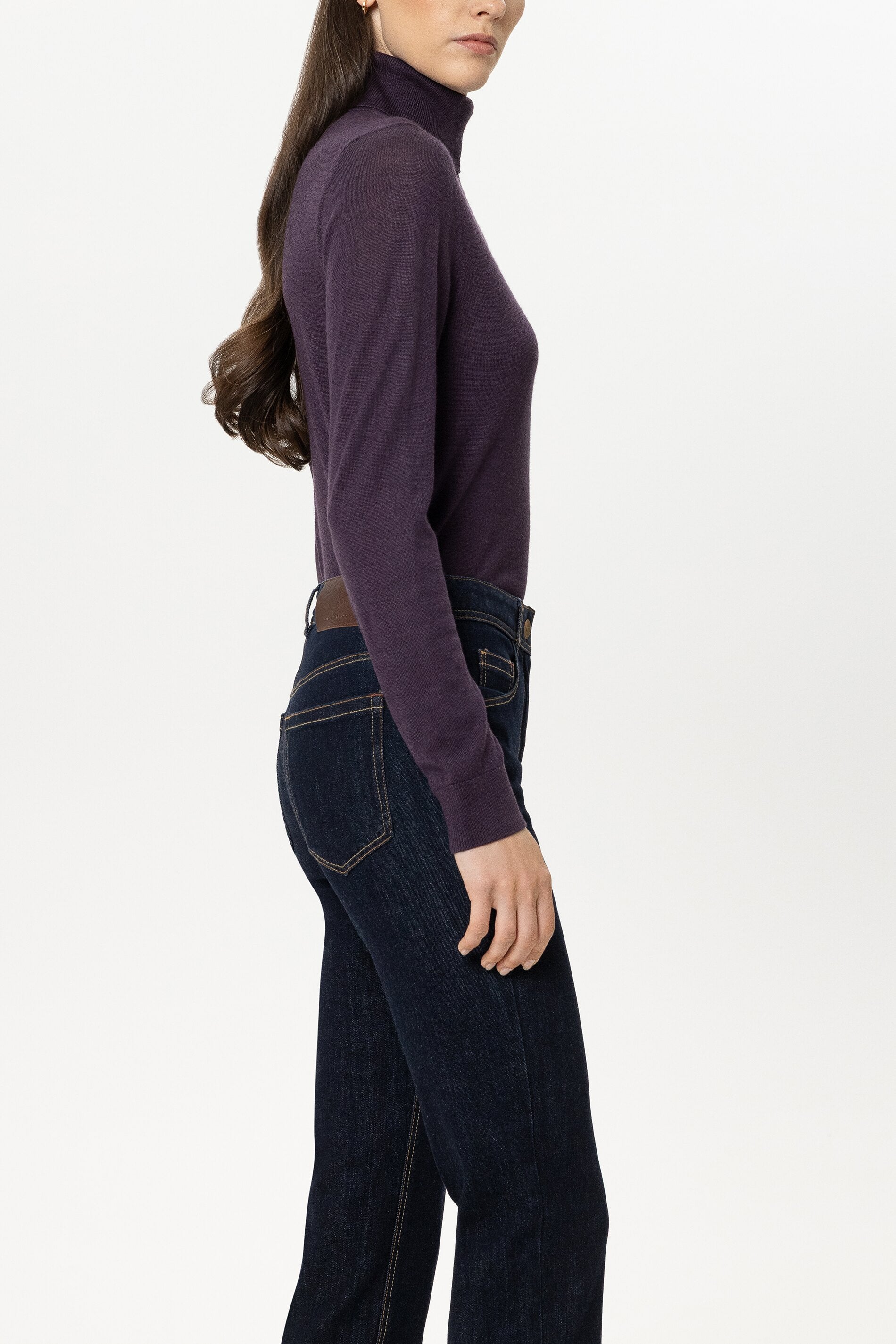 Turtleneck aus Woll-Mix - plum - Standard | Model Seite