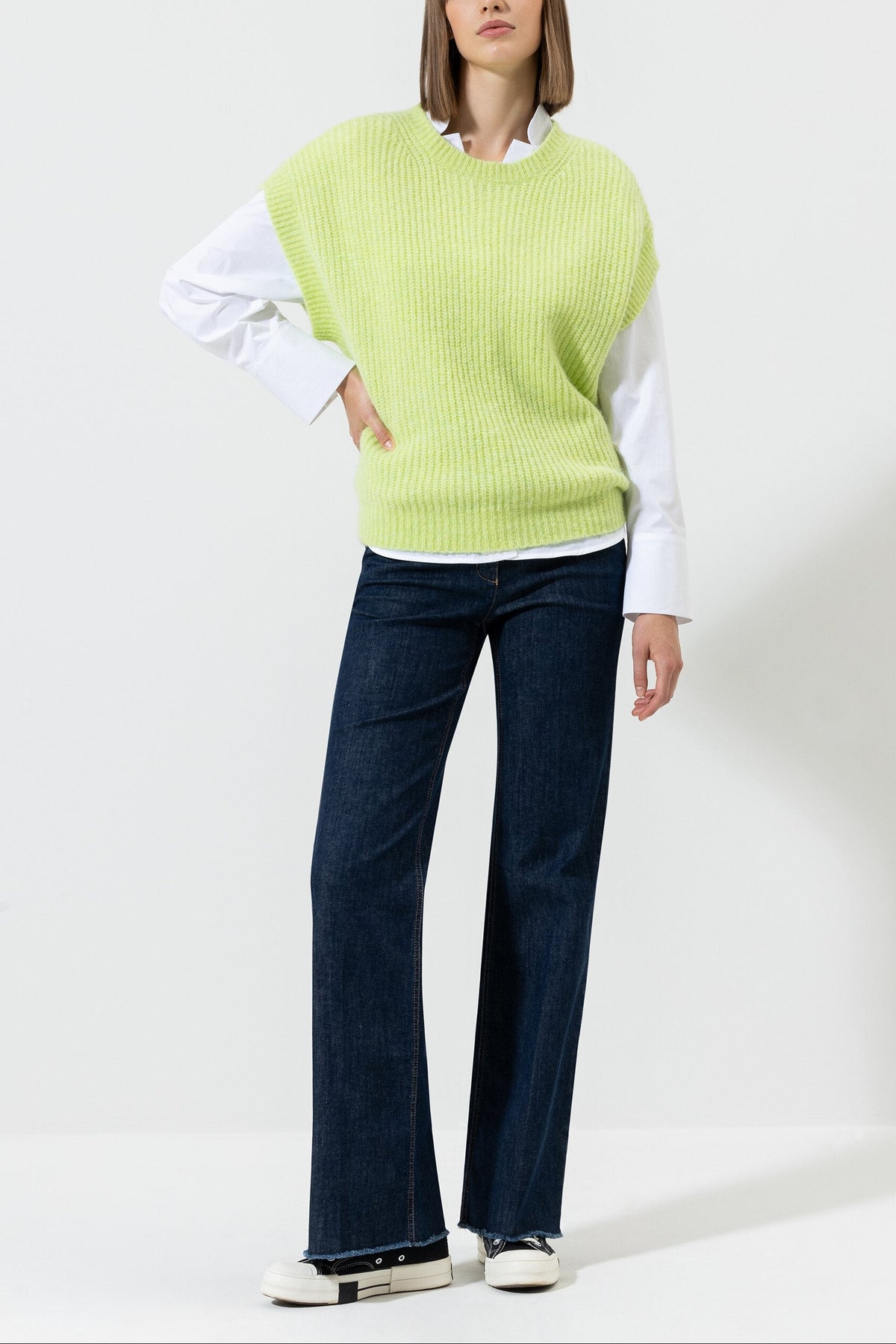Rippstrick-Pullunder - lime - Standard | Model Front