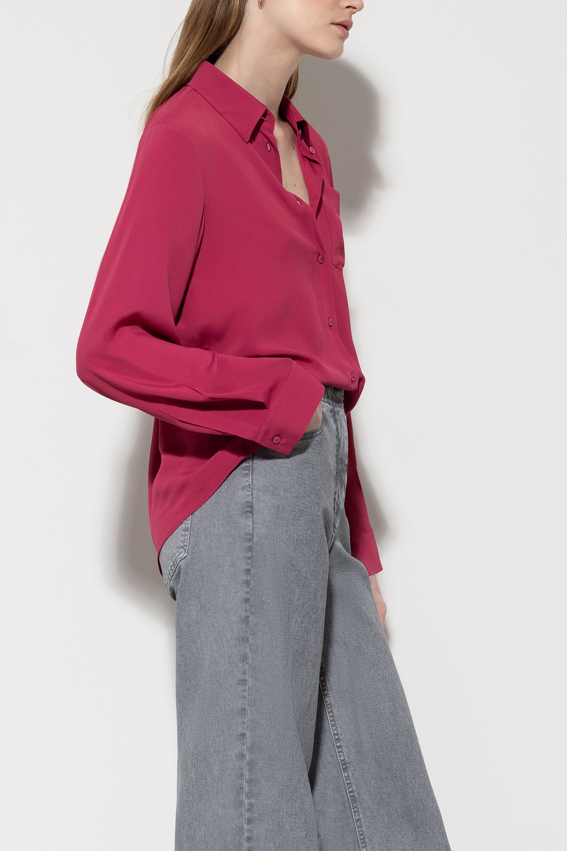 Hemdbluse aus Seiden-Mix - berry pink - Standard | Model Seite