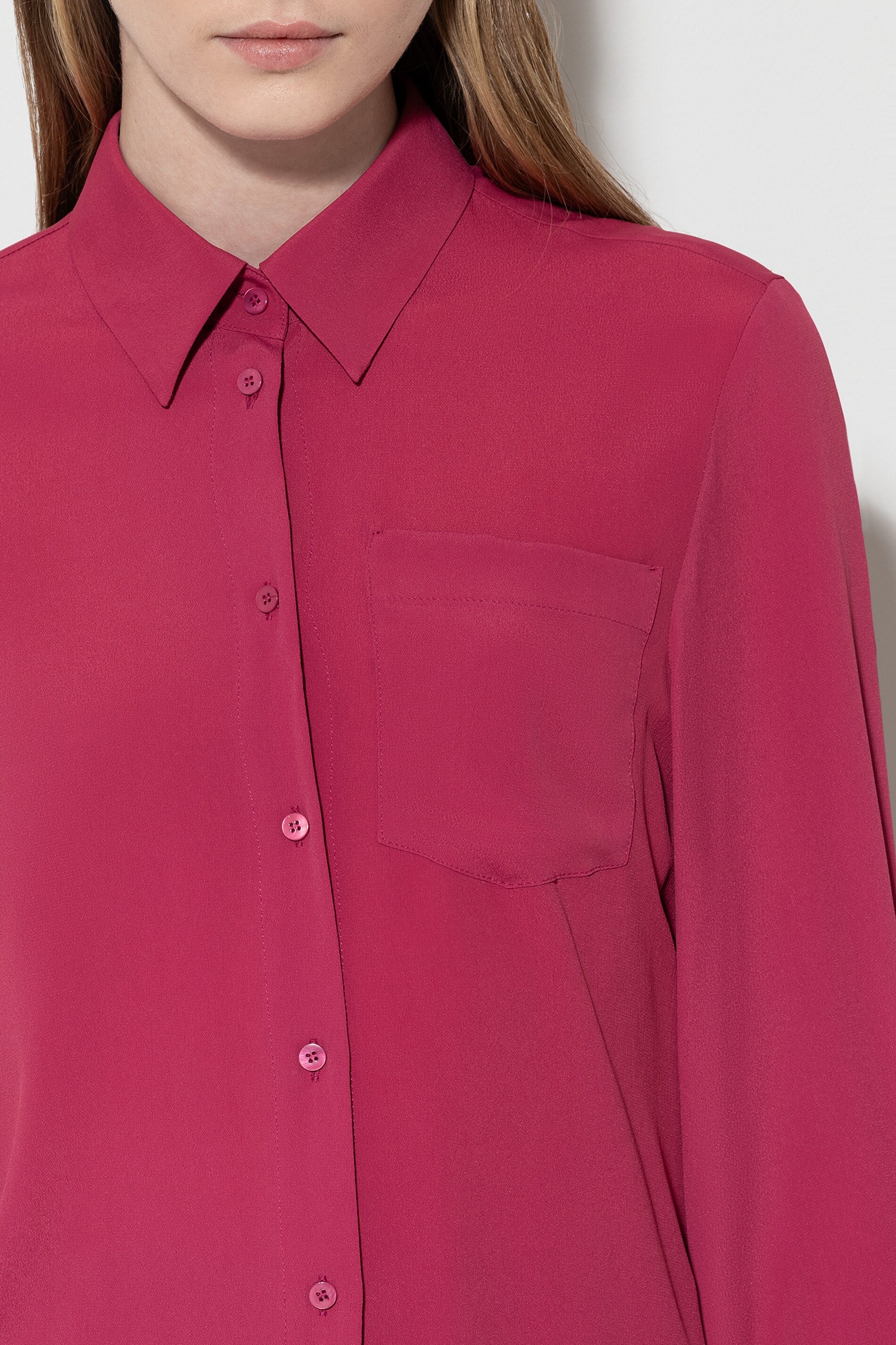 Hemdbluse aus Seiden-Mix - berry pink - Standard | Model Detail