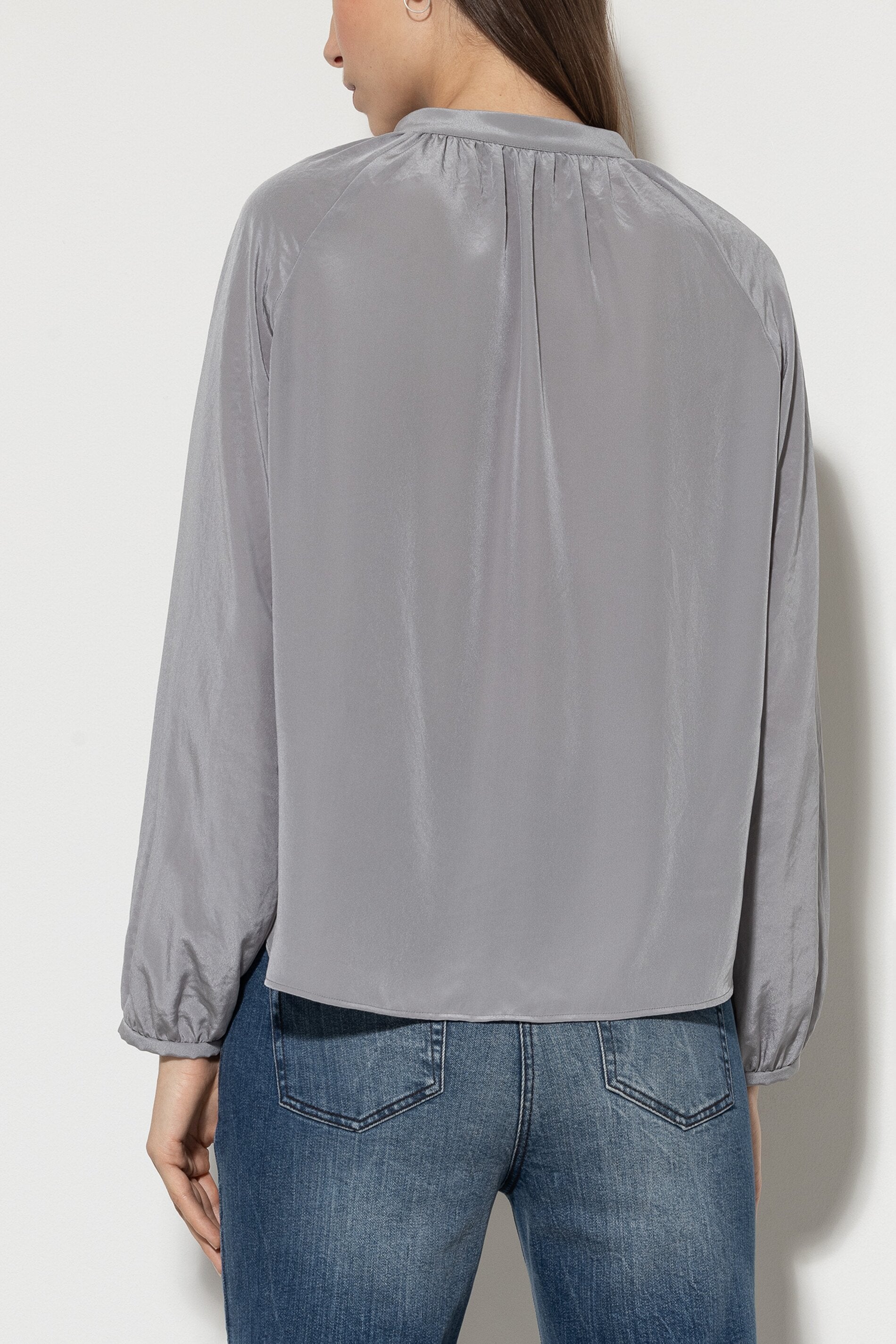 Langarm-Tunikabluse - silver grey - Standard | Model Rück