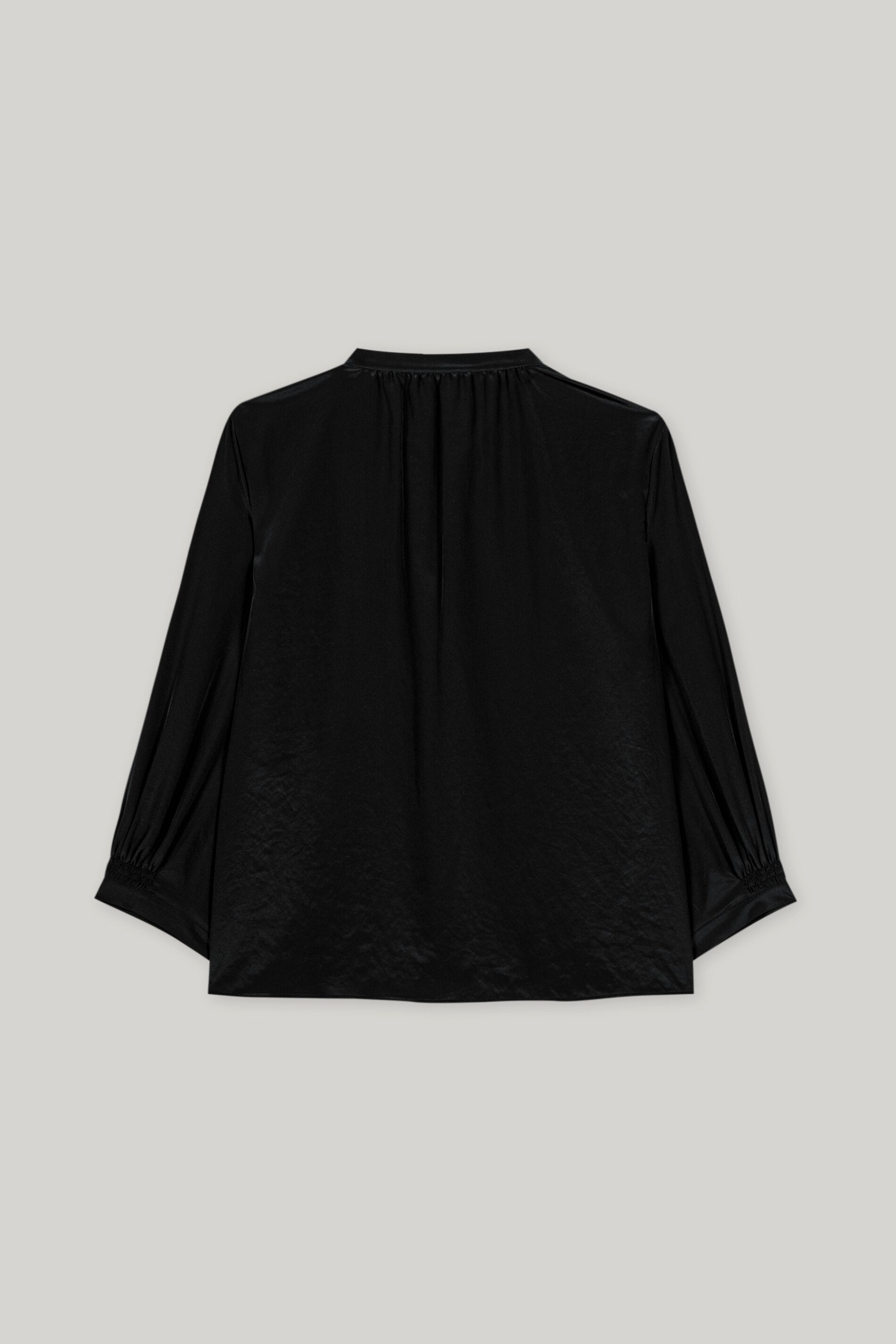 Bluse mit Smokdetail - deep black - Standard | Artikel Rück