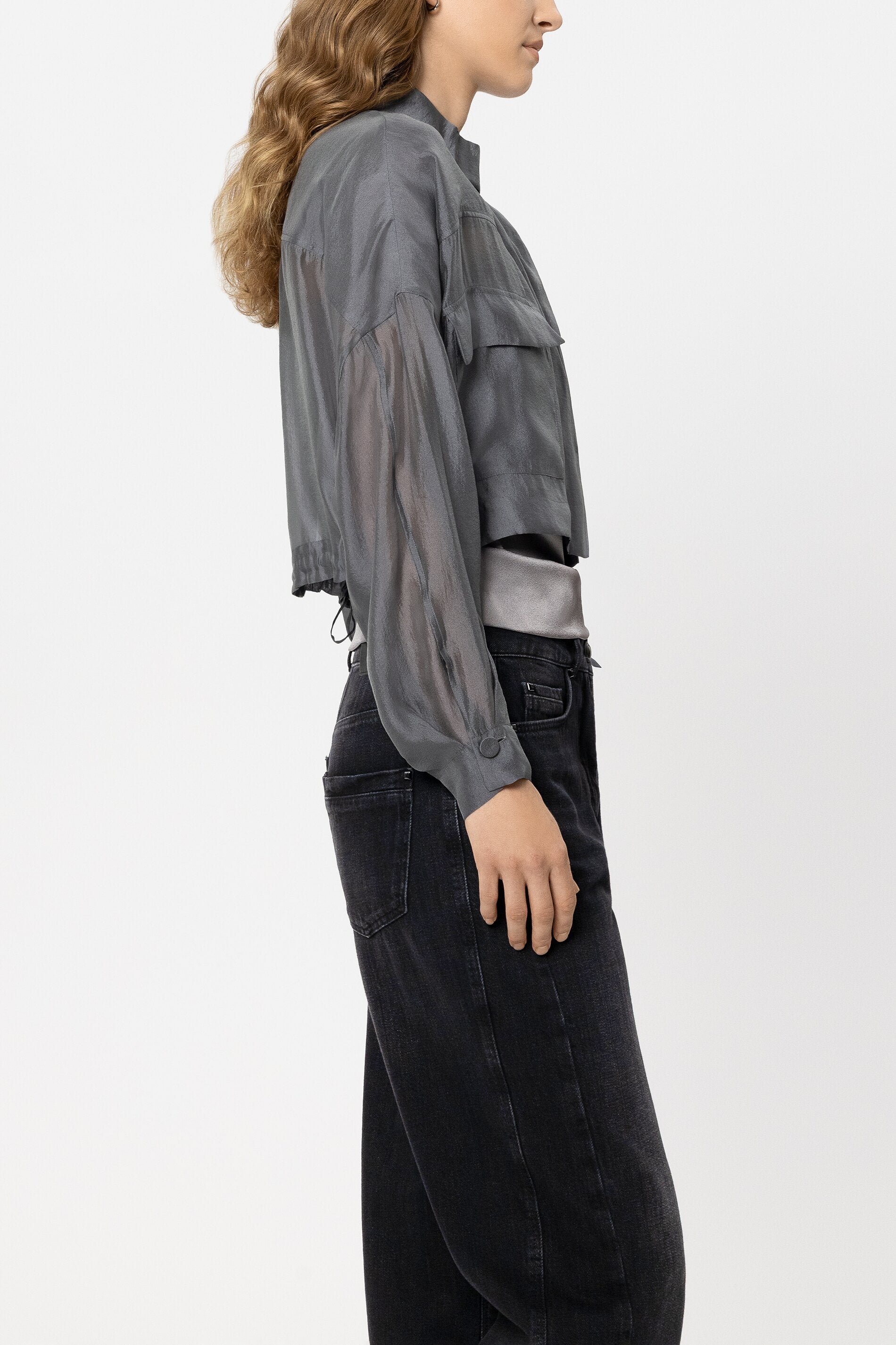 Overshirt-Bluse mit Stehkragen - platin - Standard | Model Seite