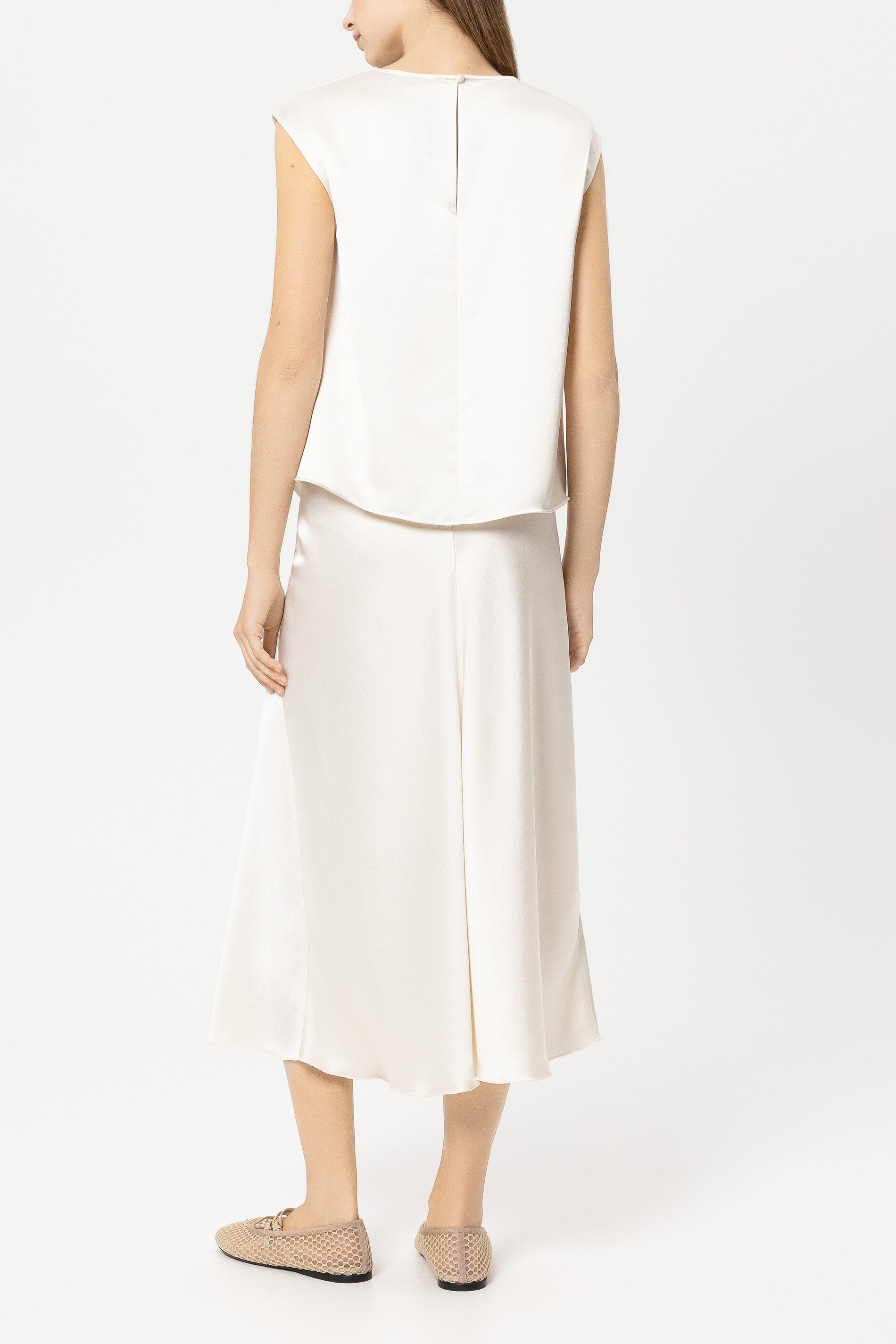 Satin-Top mit Knotendetail - cream - Standard | Model Rück