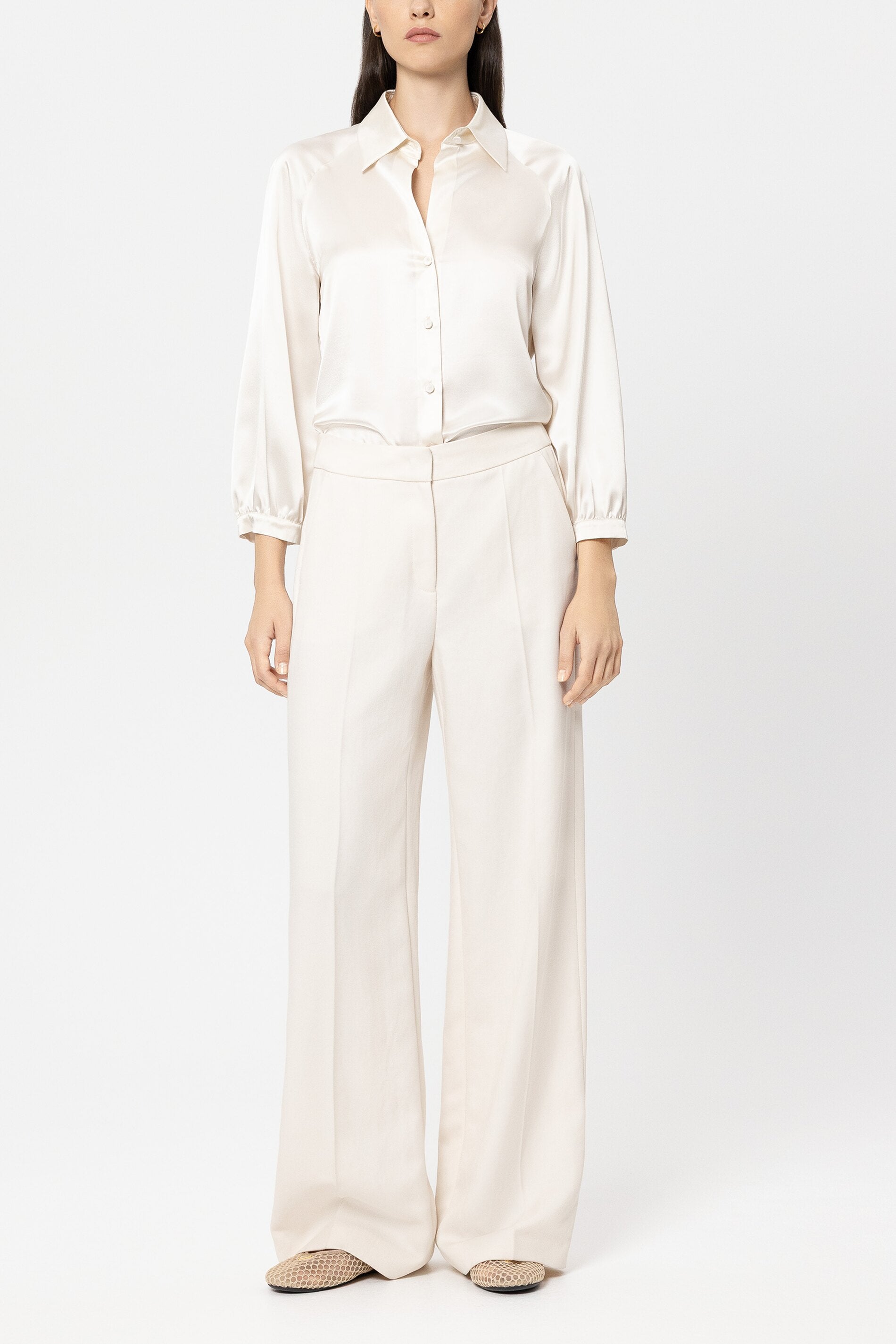 Langarmbluse aus Seide - cream - Standard | Model Front