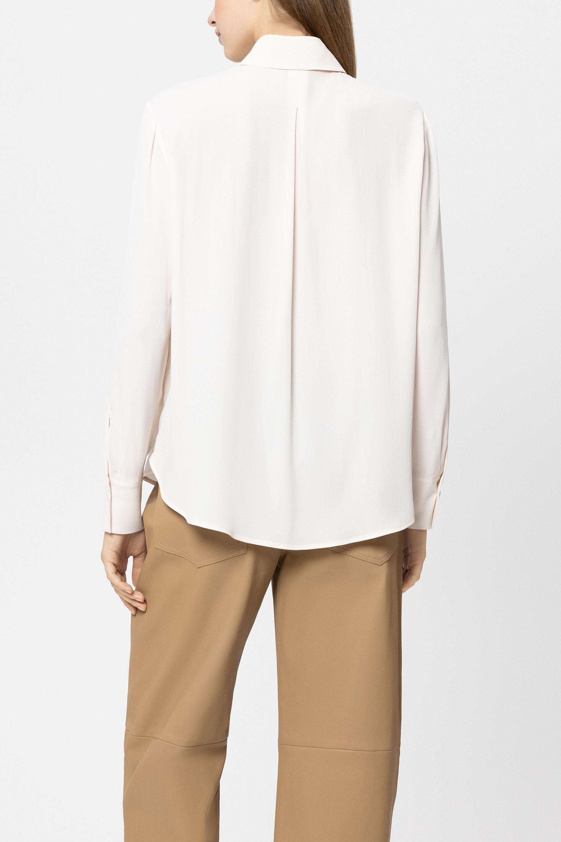 Hemdbluse aus Seiden-Mix - cream - Standard | Model Rück