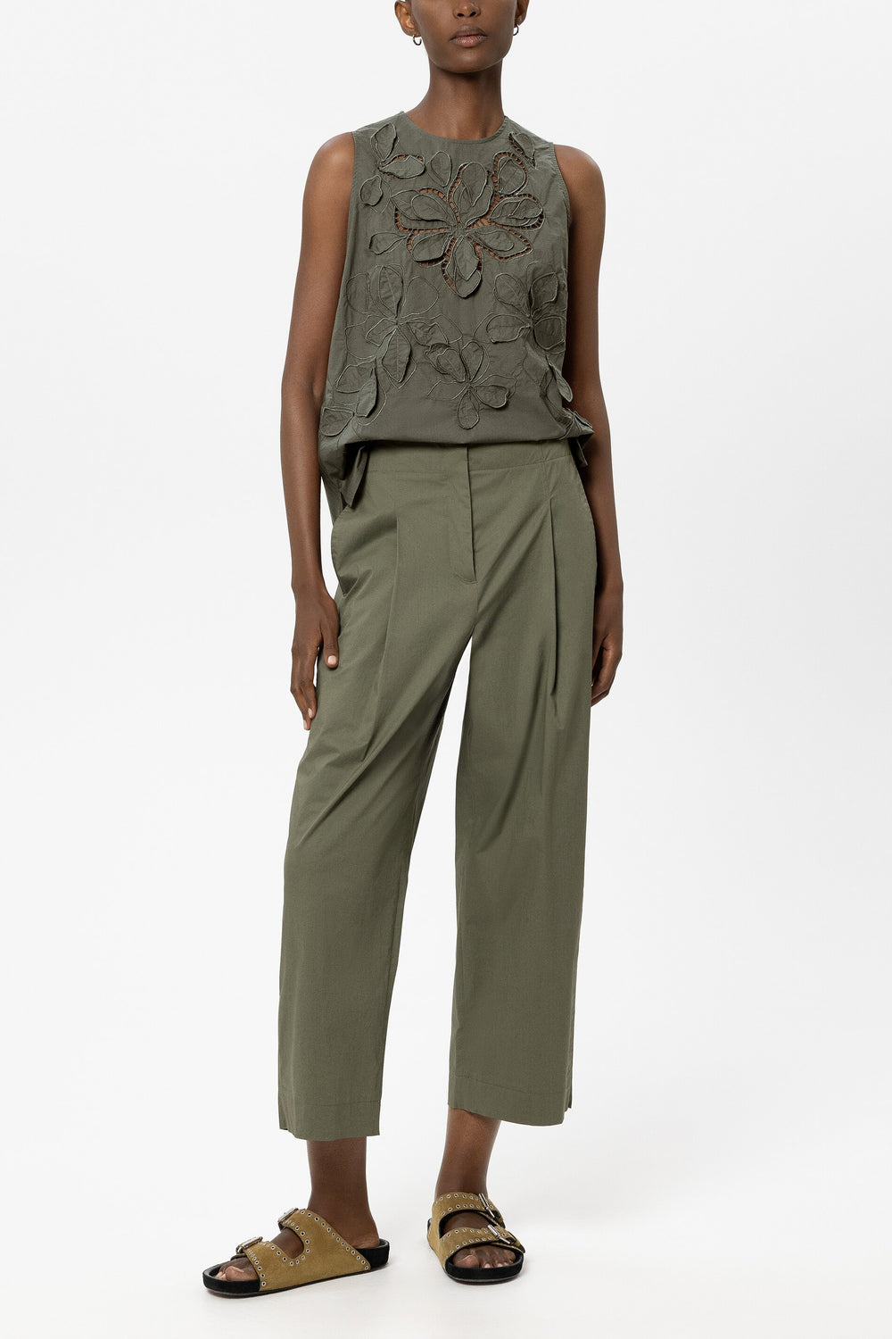 Bluzka z haftowanymi oczkami - khaki - Standard