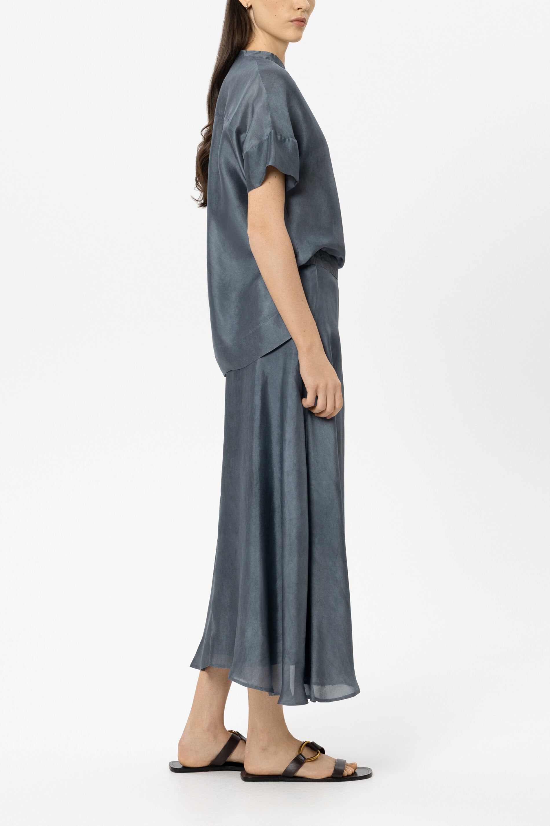 Tunika aus Seiden-Mix - tinted blue - Standard | Model Seite